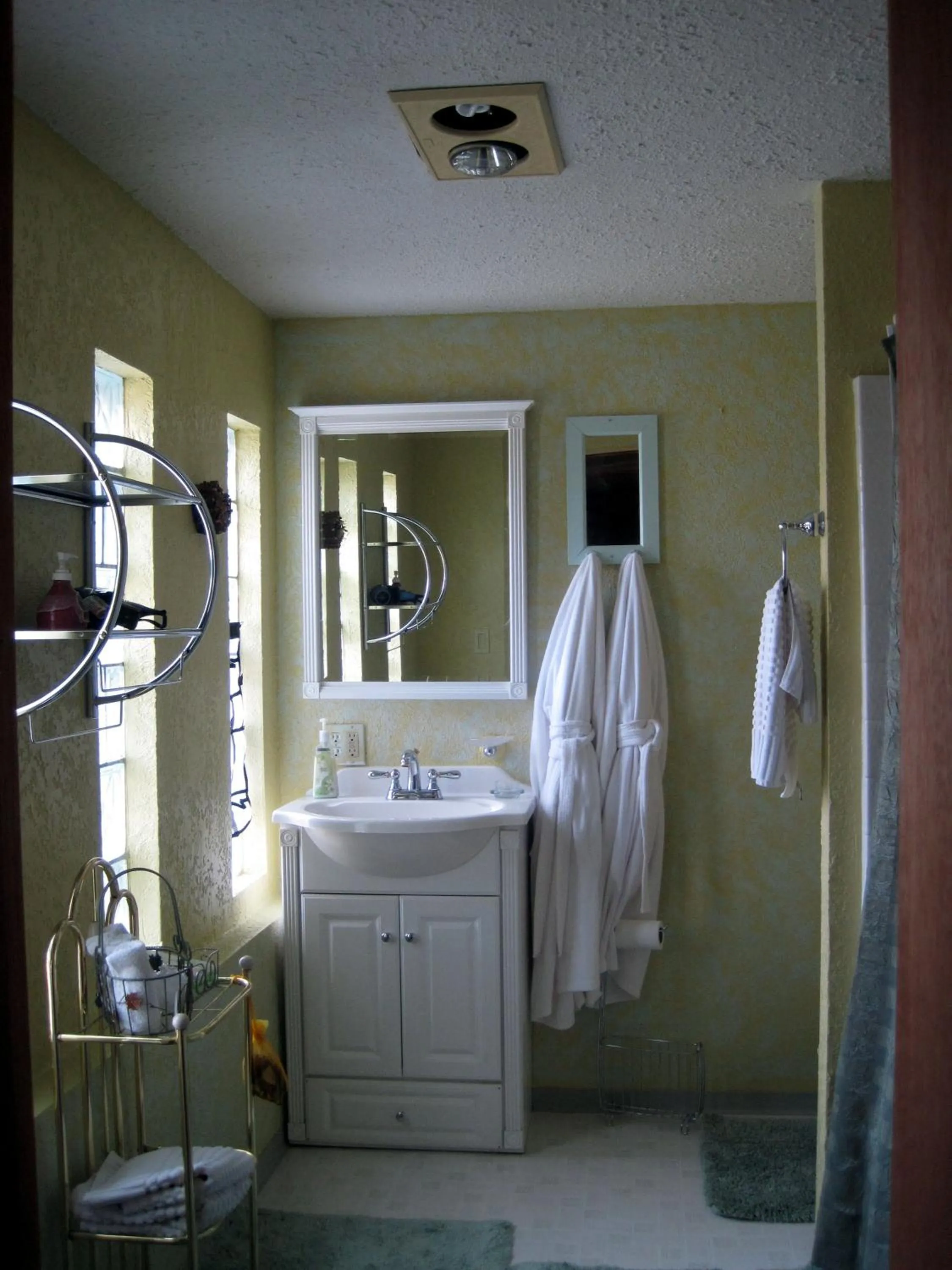 Bathroom in Whitebird Summit Lodge