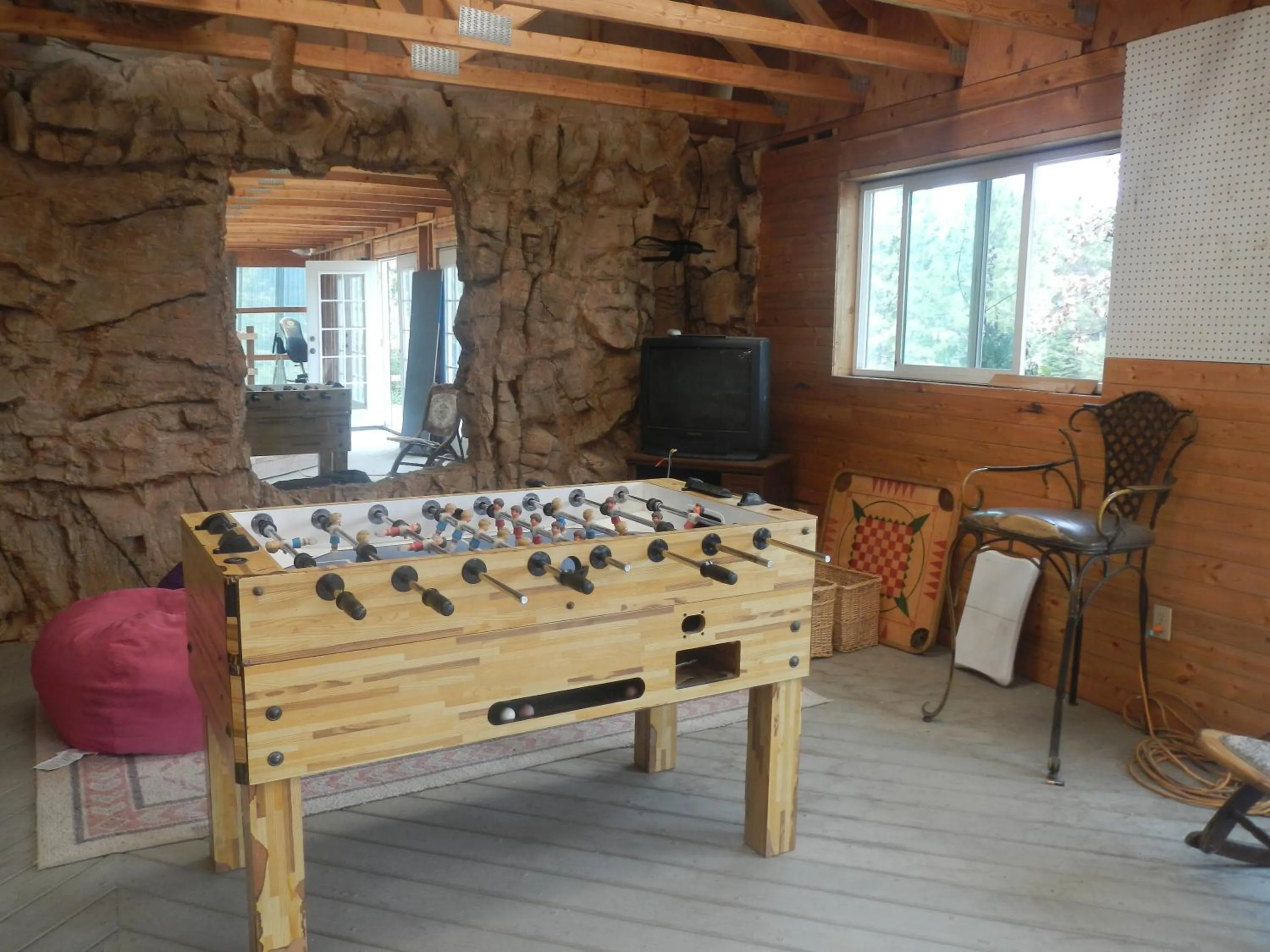 Game Room in Whitebird Summit Lodge