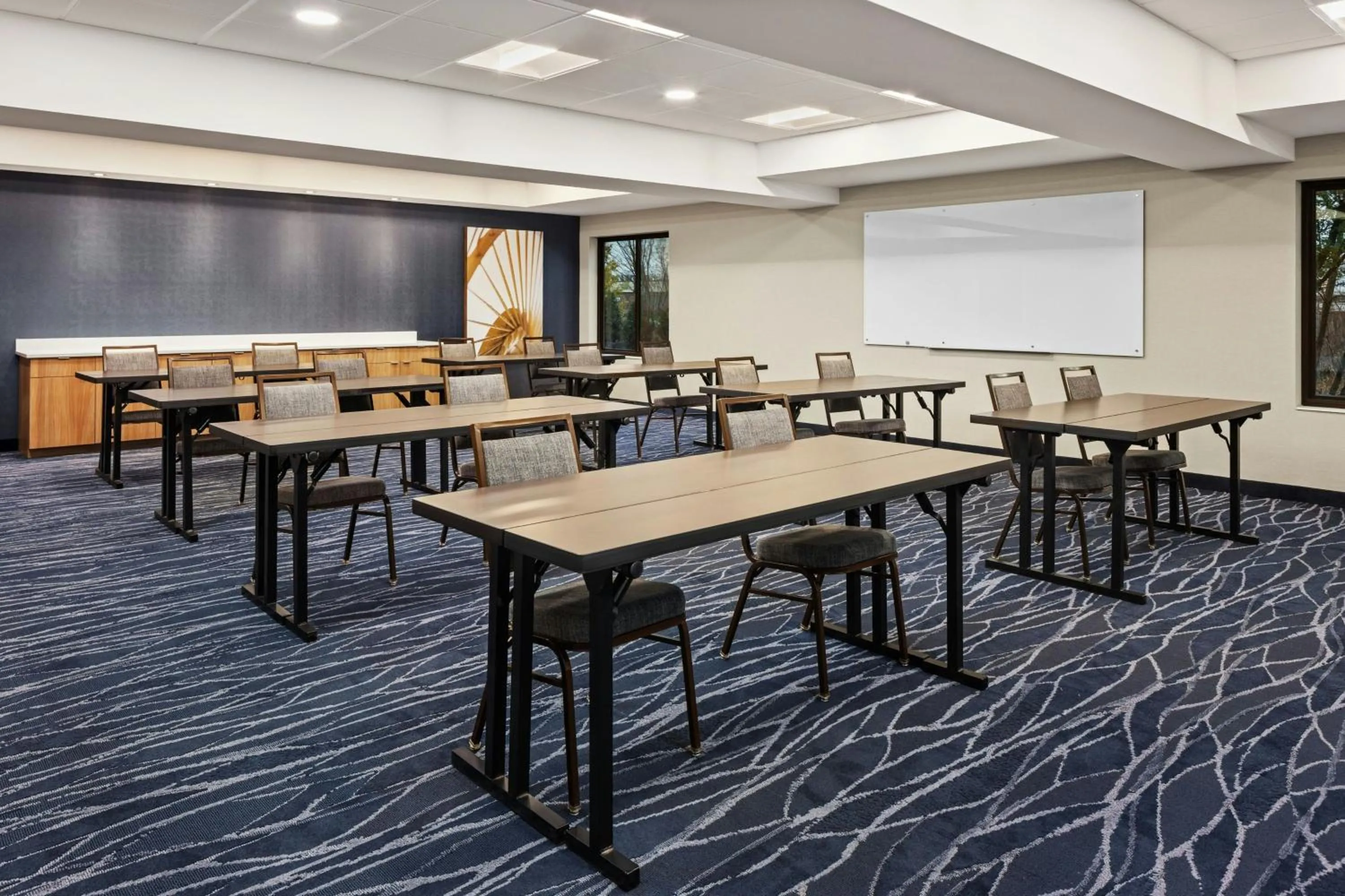 Meeting/conference room in Fairfield by Marriott Inn & Suites Cedar Rapids North