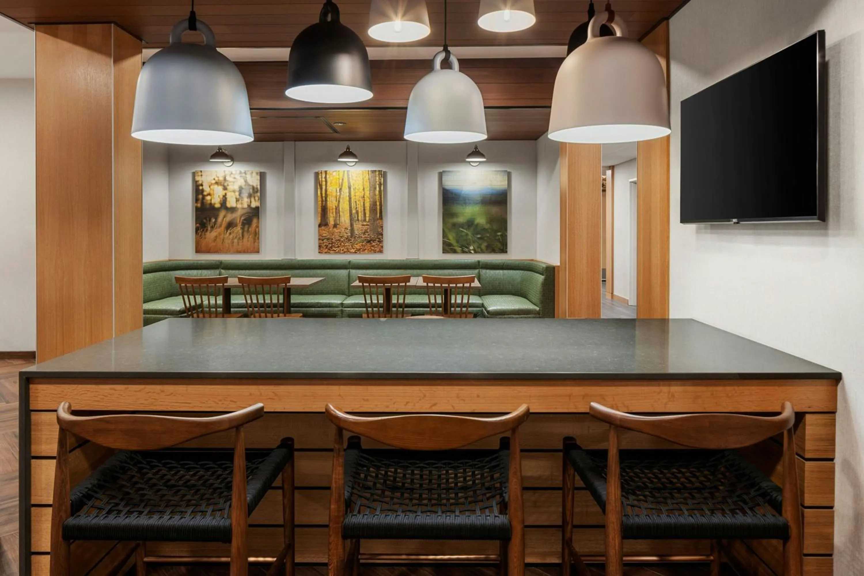 Breakfast in Fairfield by Marriott Inn & Suites Cedar Rapids North