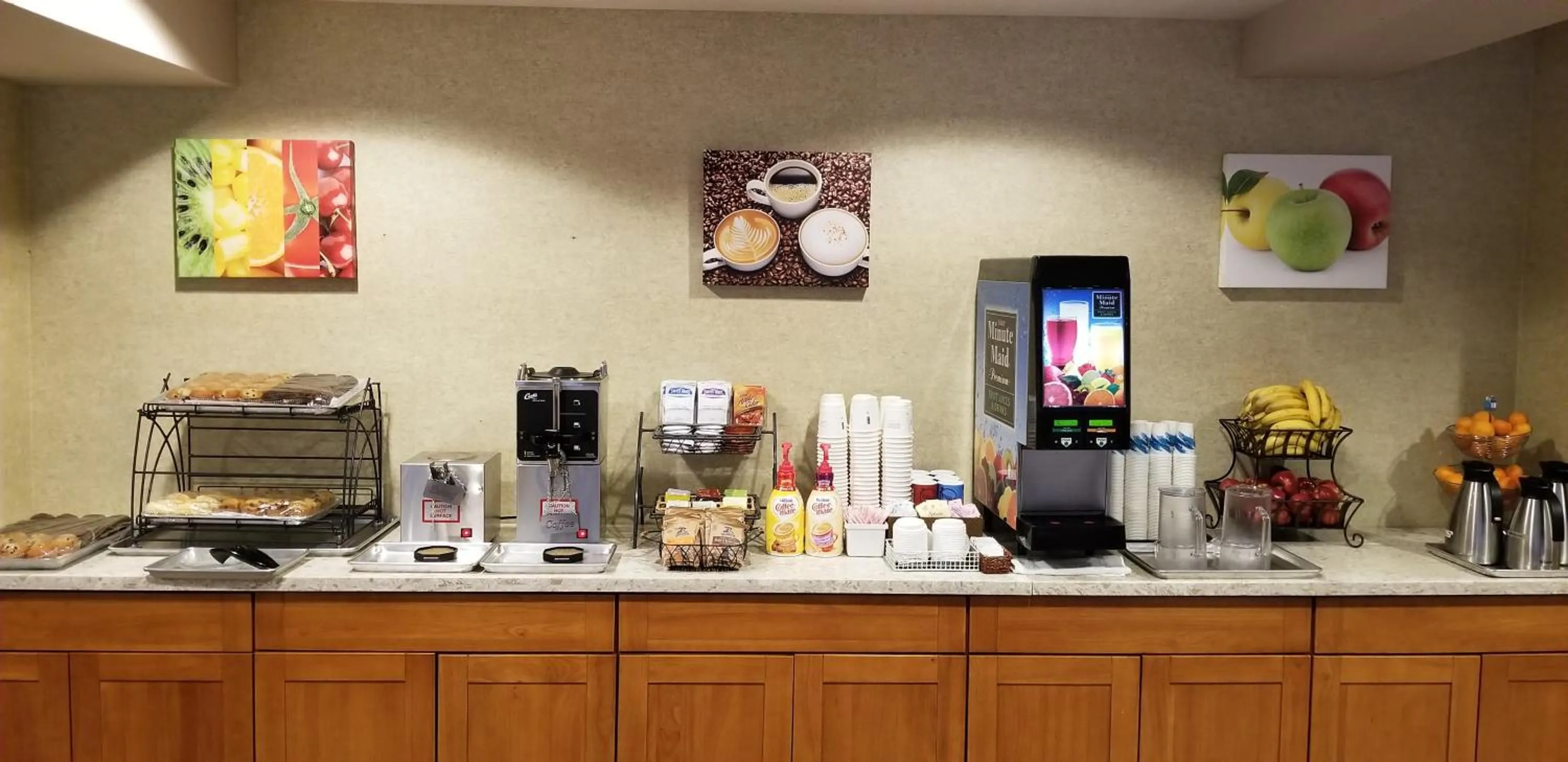 Breakfast in Baymont by Wyndham Seattle/Kirkland WA