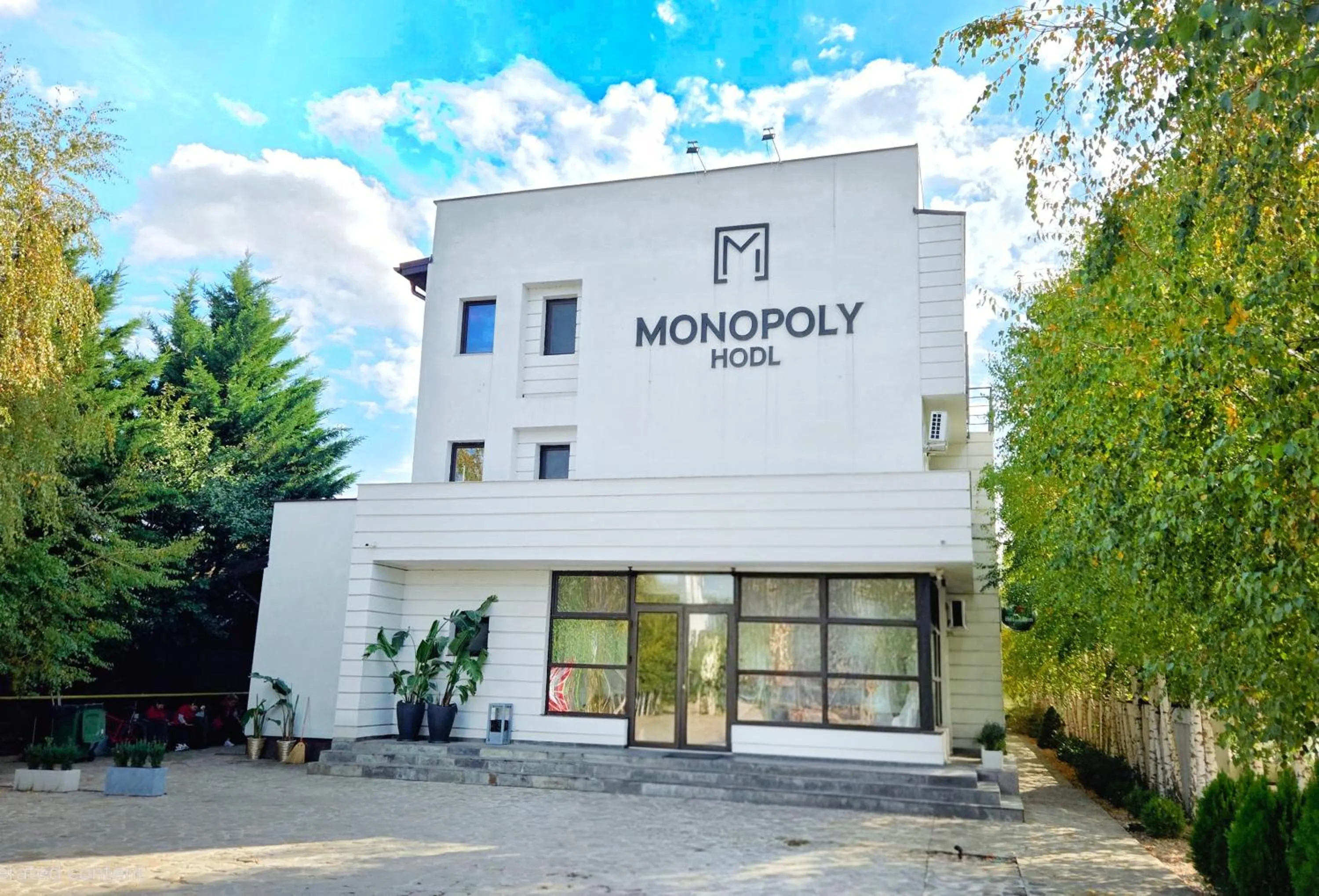 Property building in Monopoly Hotel