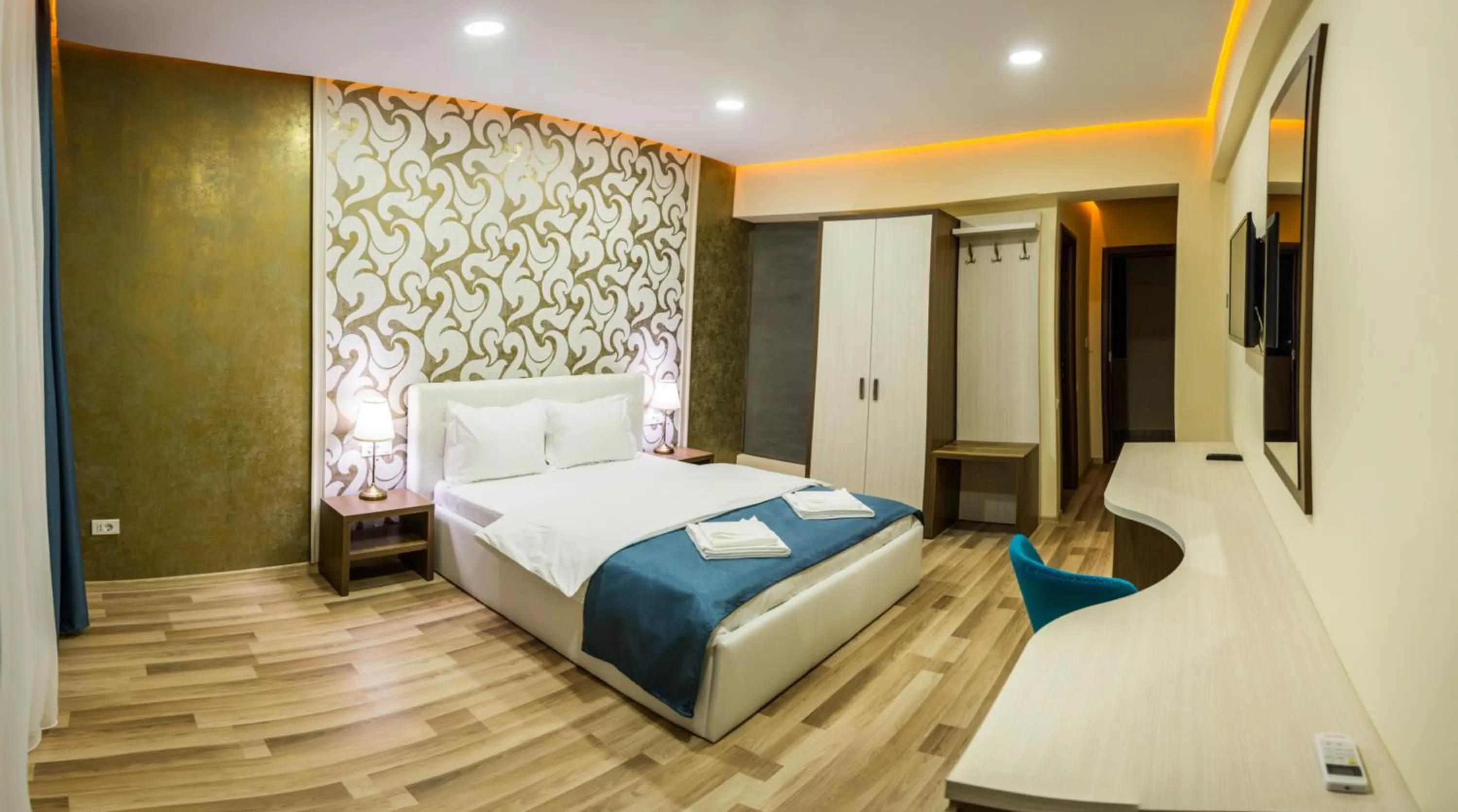 Bed in Monopoly Hotel