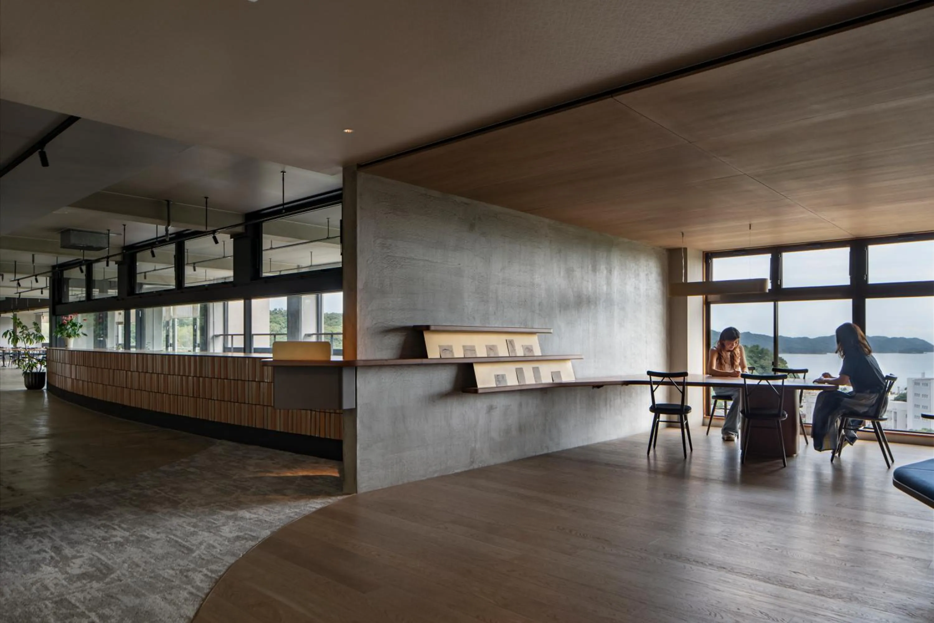 Area and facilities in Senpokaku