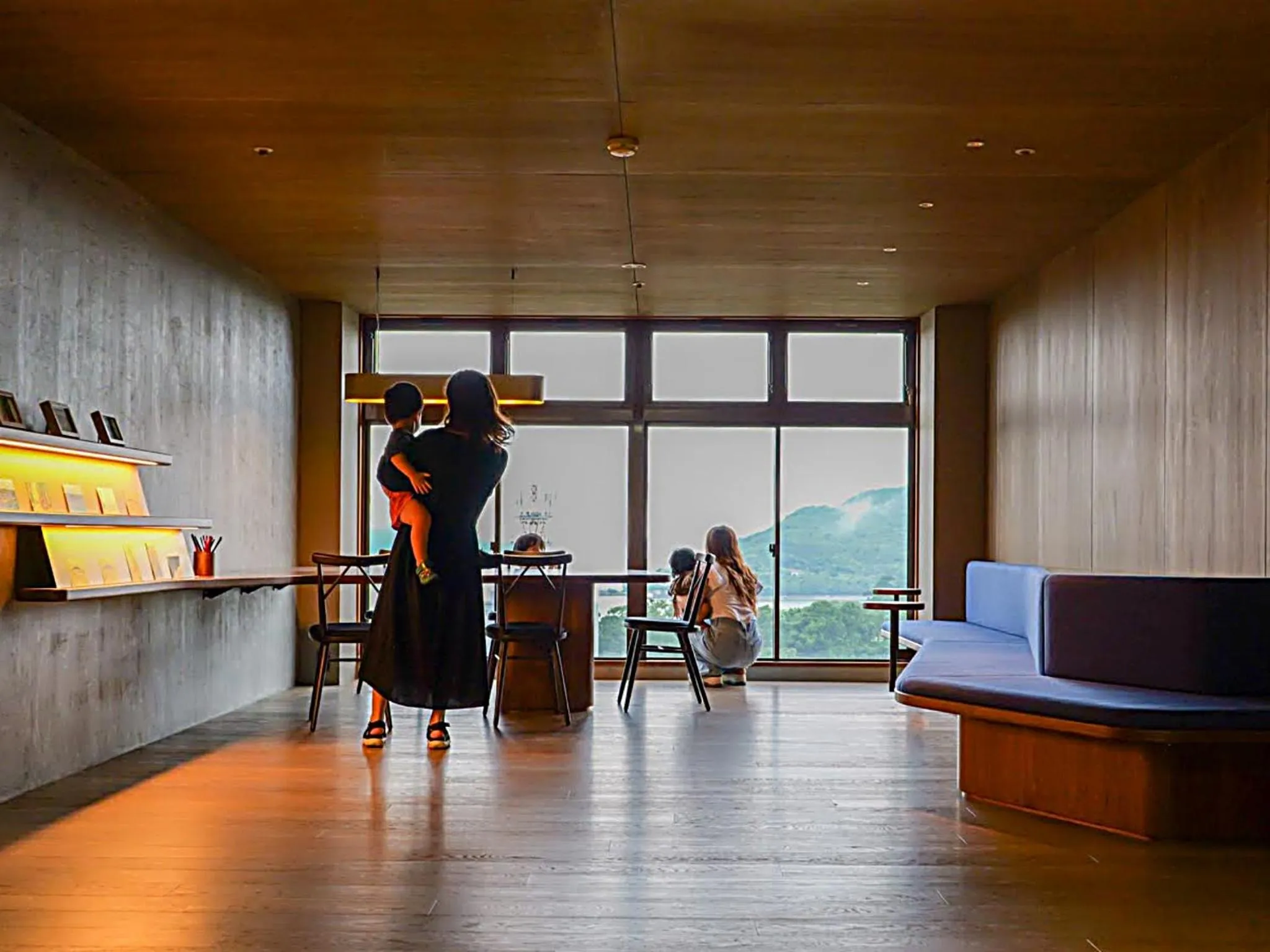 Communal lounge/ TV room in Senpokaku