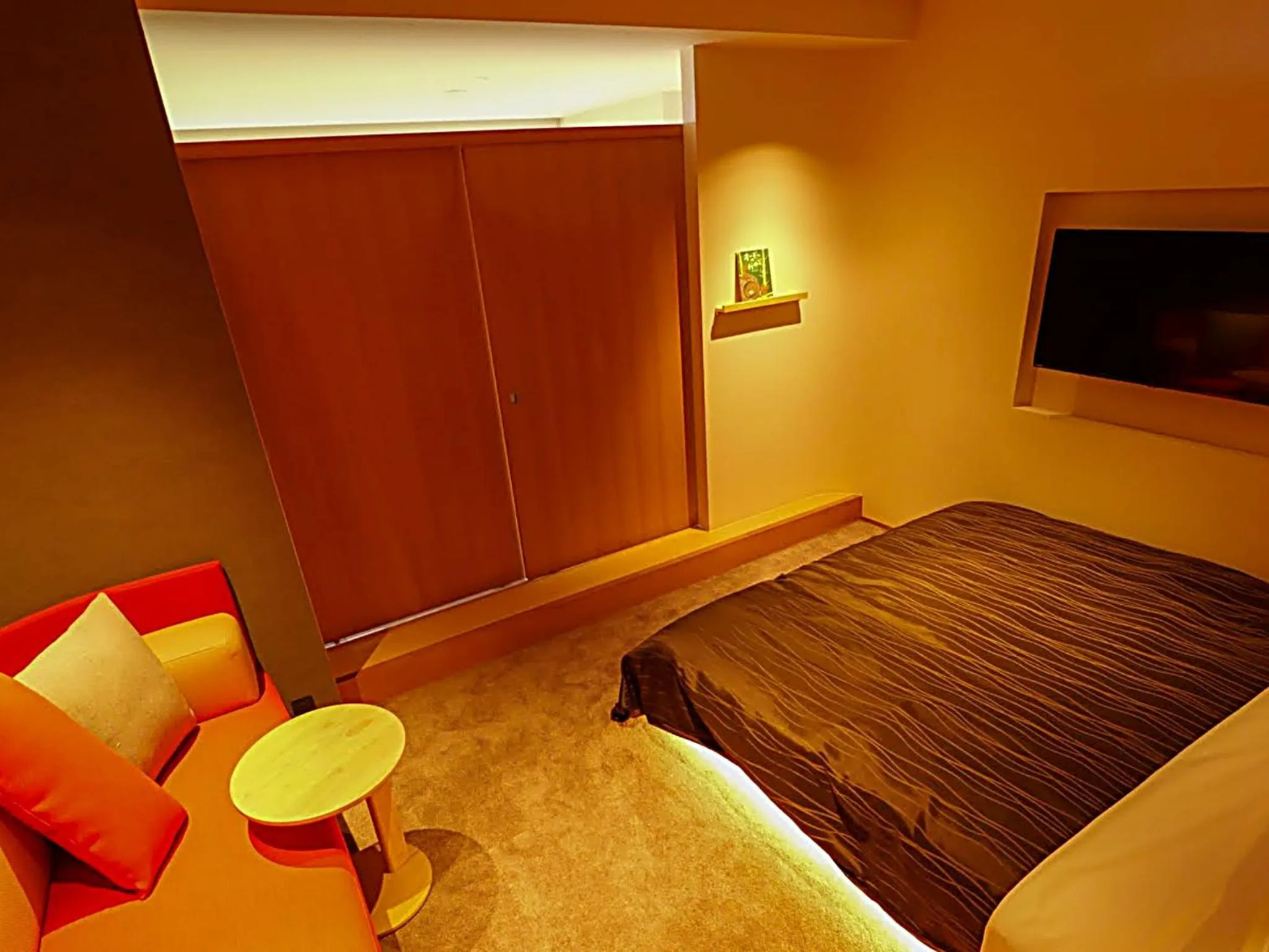 Photo of the whole room, Bed in Senpokaku