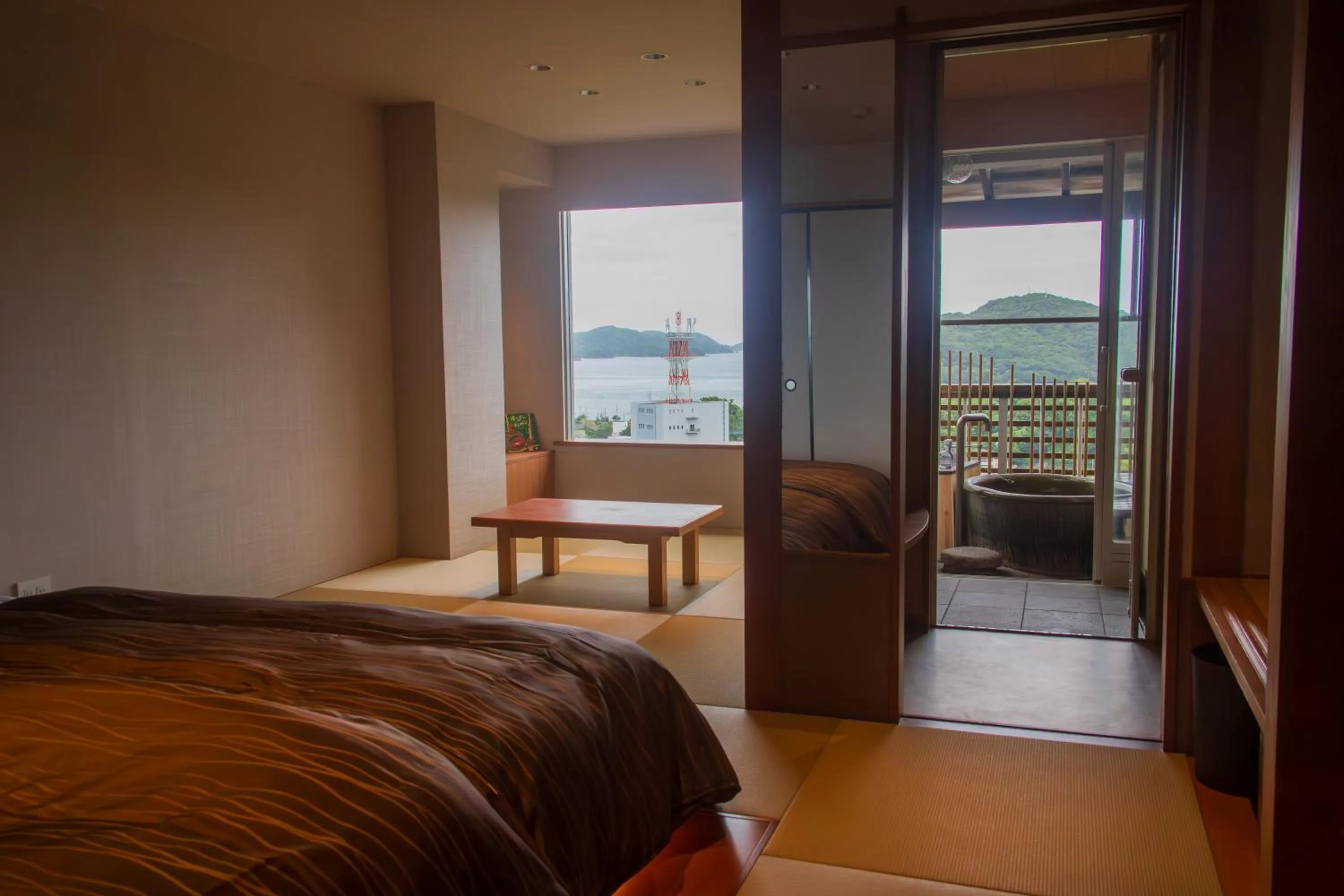 Photo of the whole room, Bed in Senpokaku