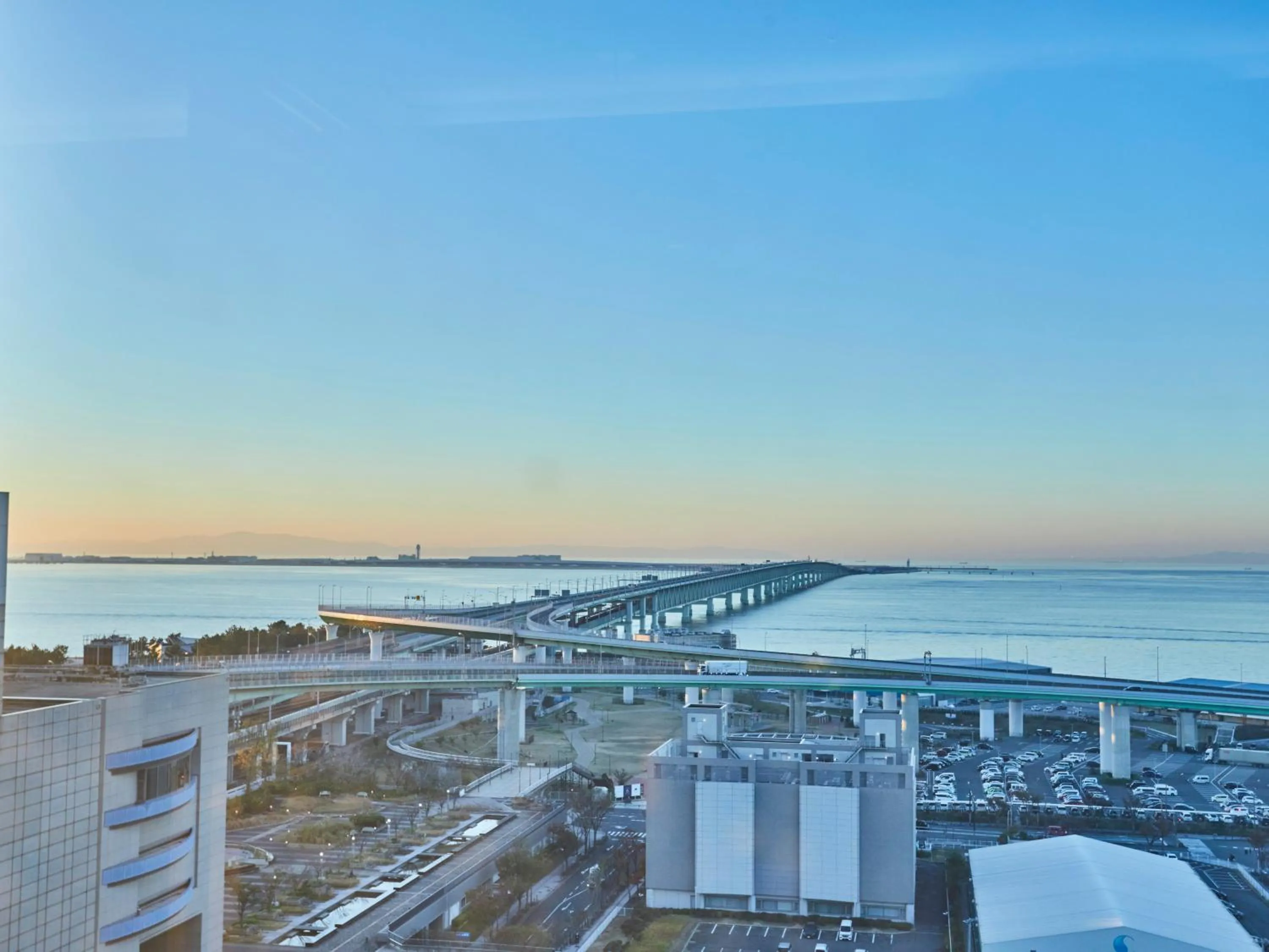 Property building in Kansai Airport Washington Hotel