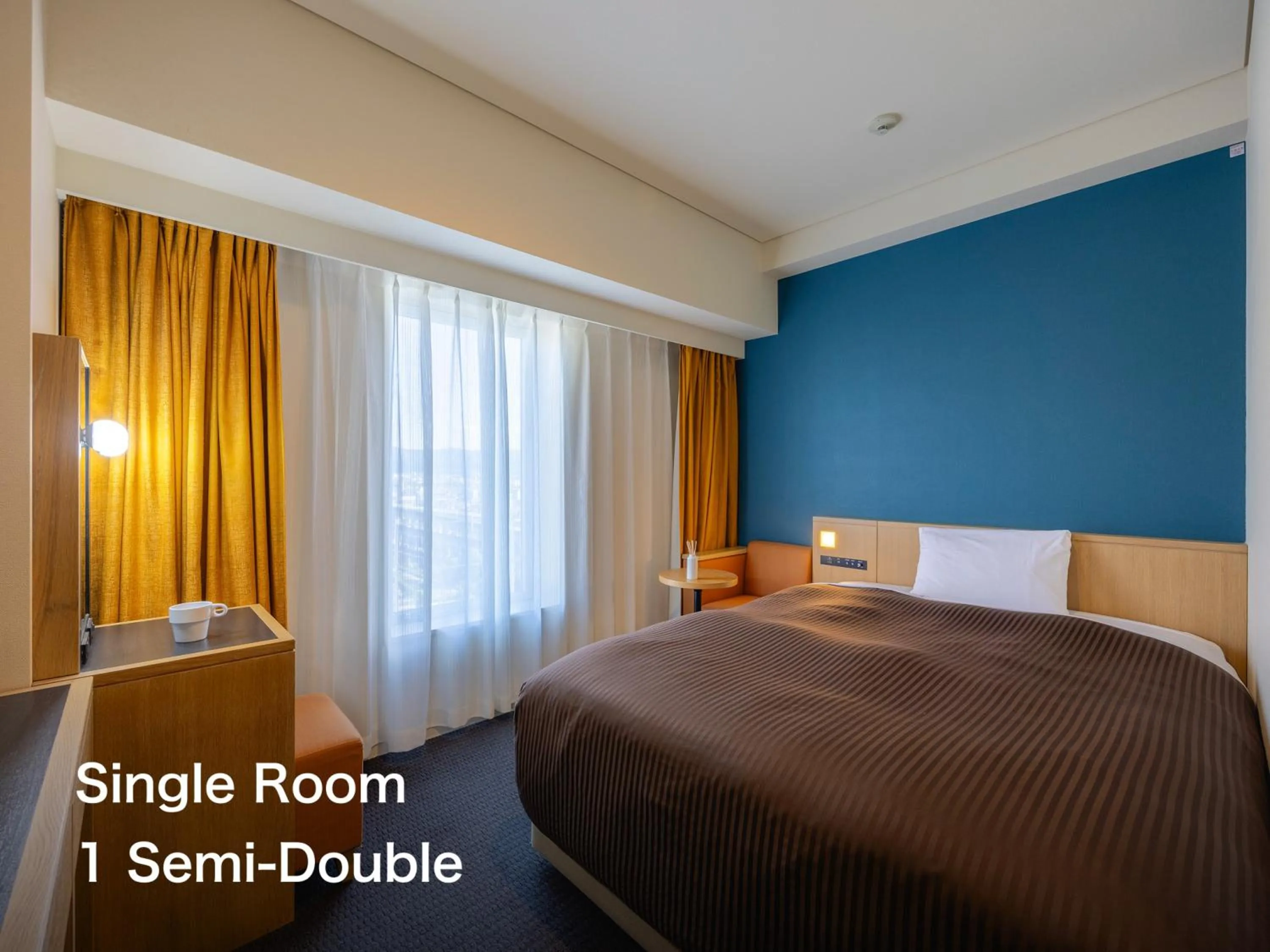 Photo of the whole room, Bed in Kansai Airport Washington Hotel