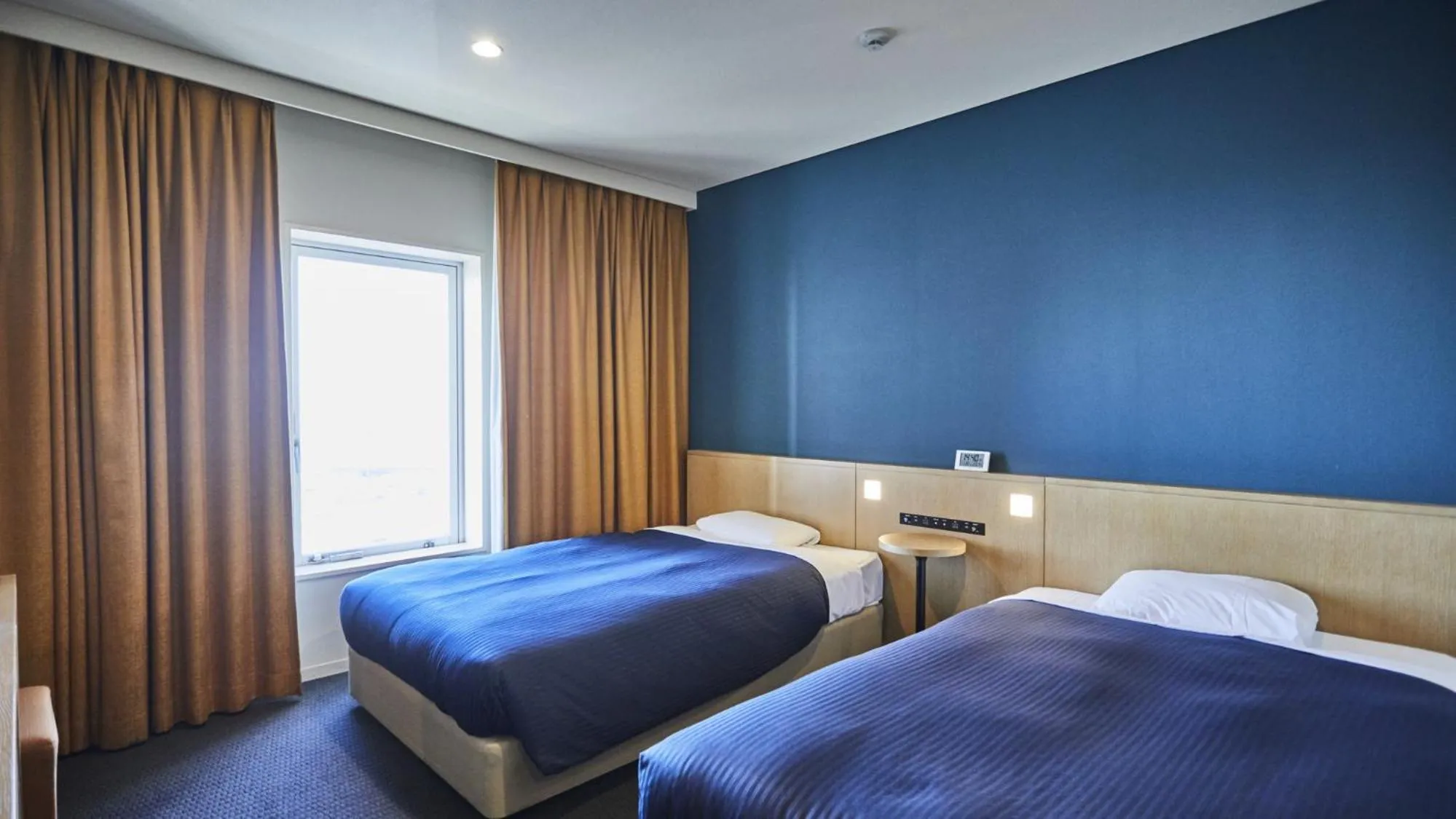 Photo of the whole room, Bed in Kansai Airport Washington Hotel