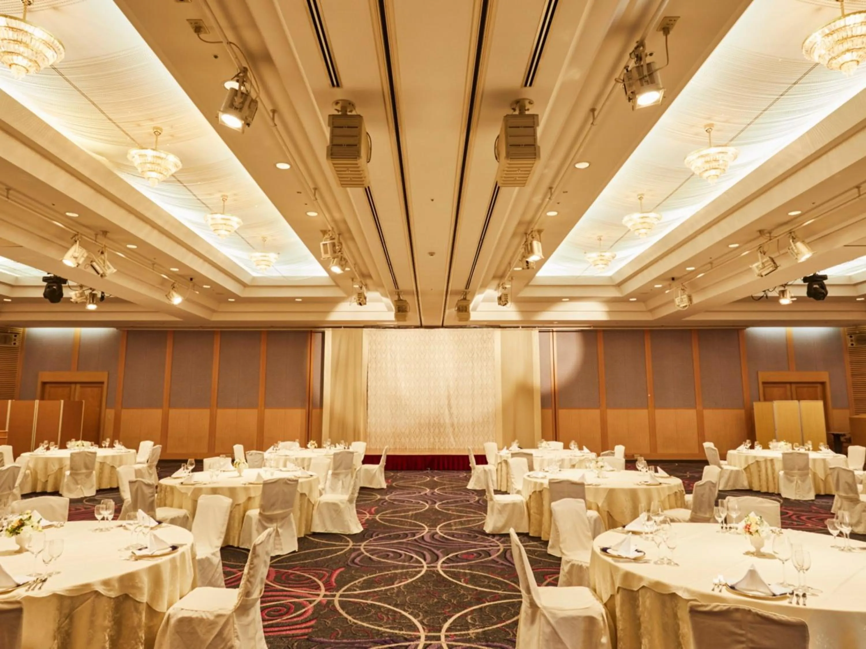 Restaurant/places to eat in Kansai Airport Washington Hotel
