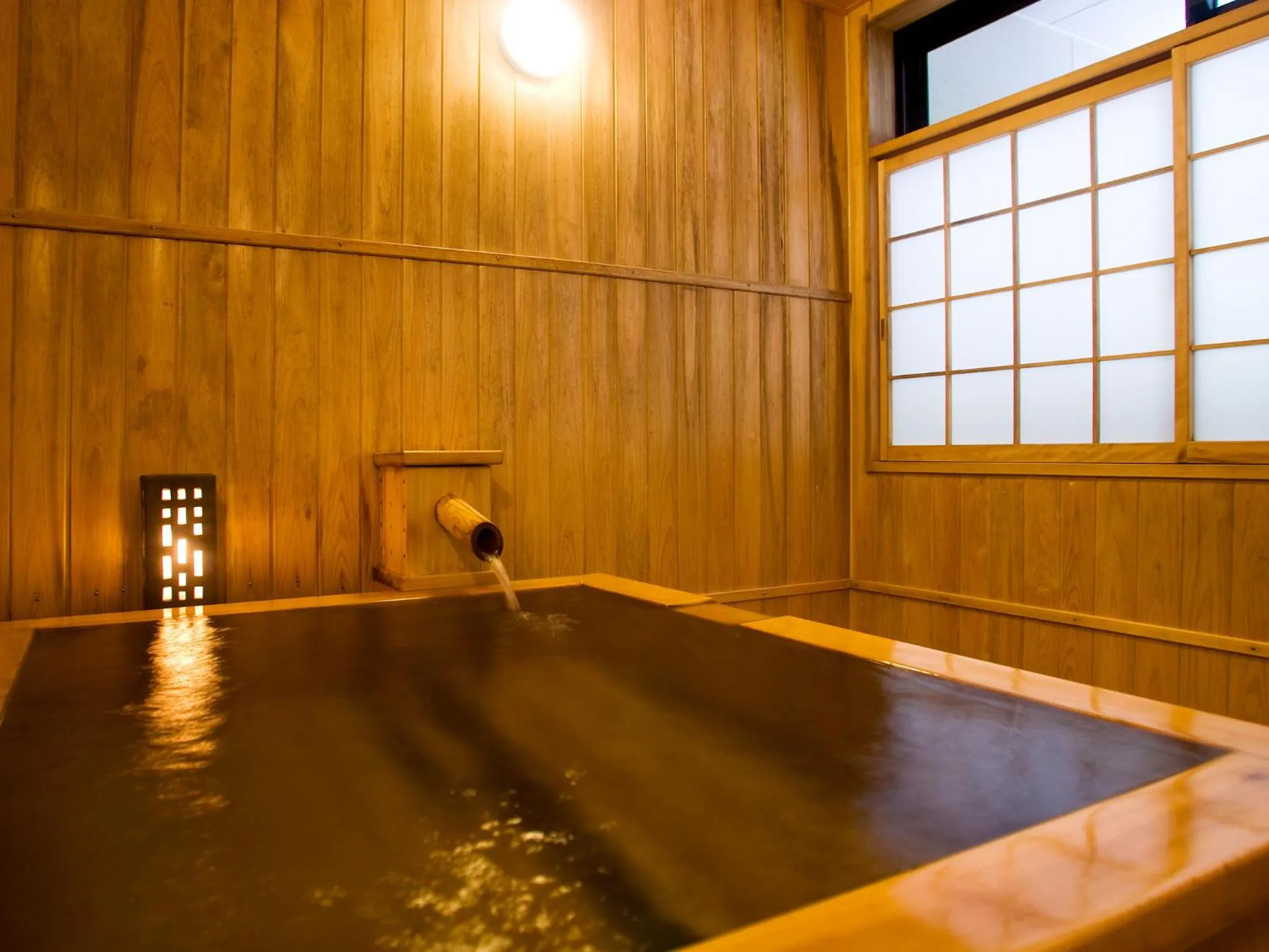 Hot Spring Bath in Yukimurasaki