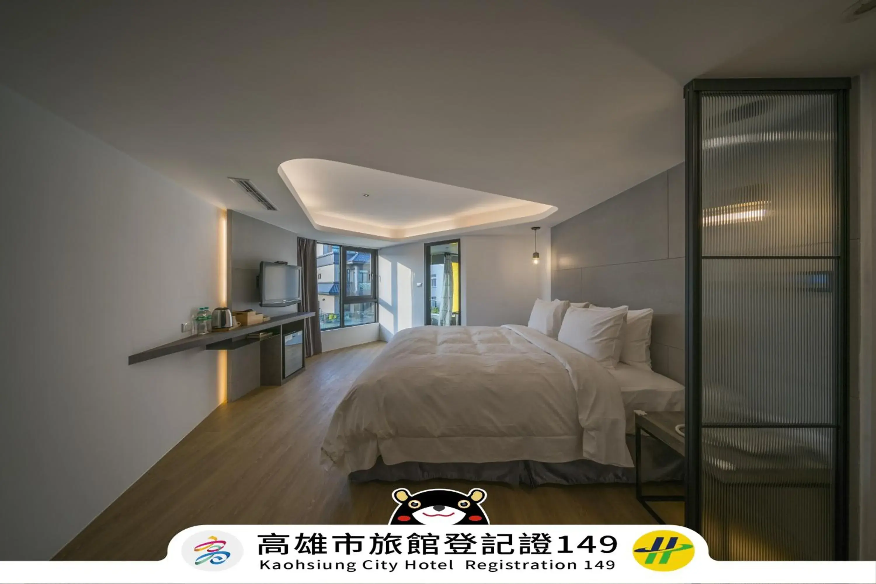 Superior King Room in Watermark Hotel-The Harbour Superior King Room in Watermark Hotel-The Harbour