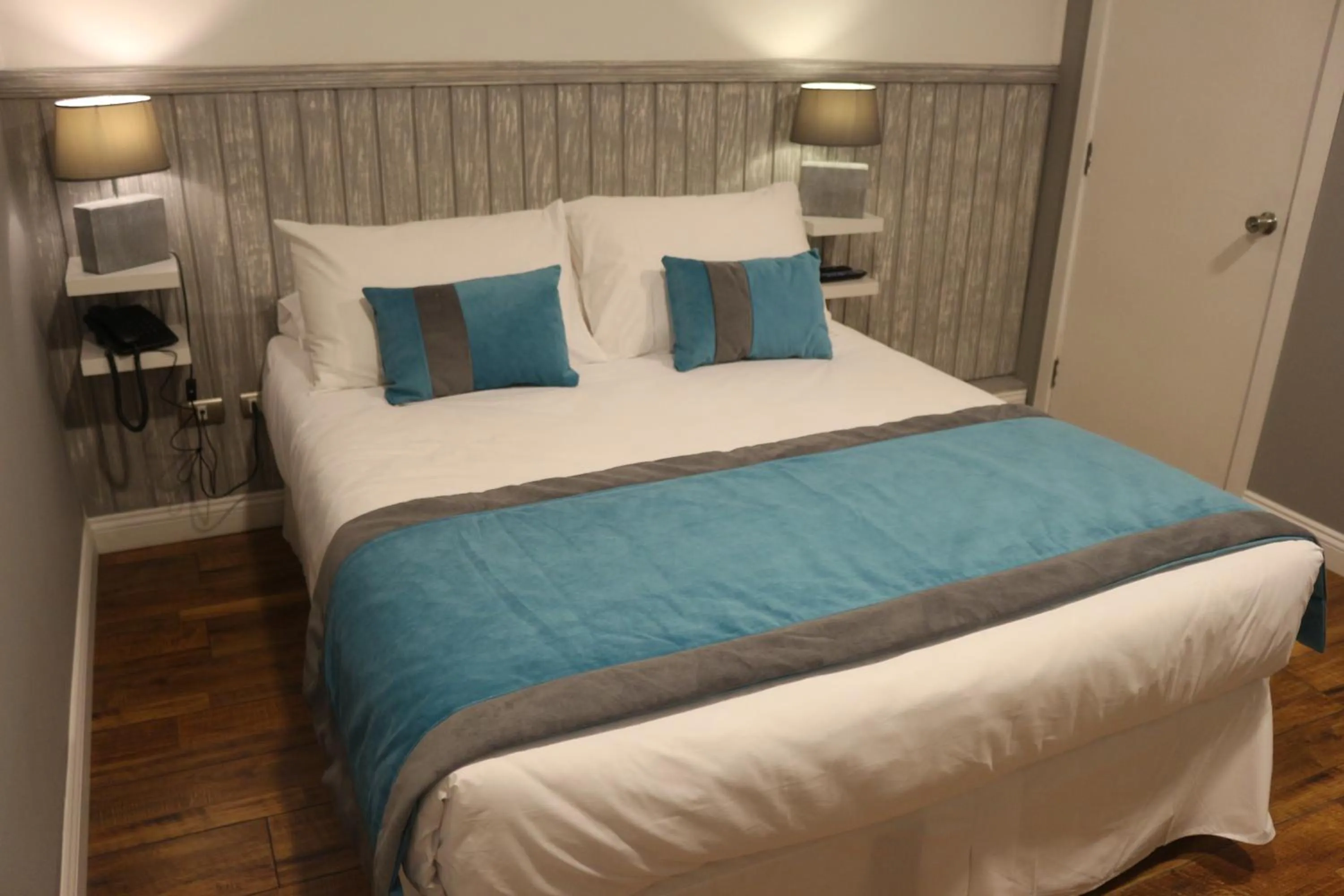 Photo of the whole room, Bed in Casa de la Patagonia