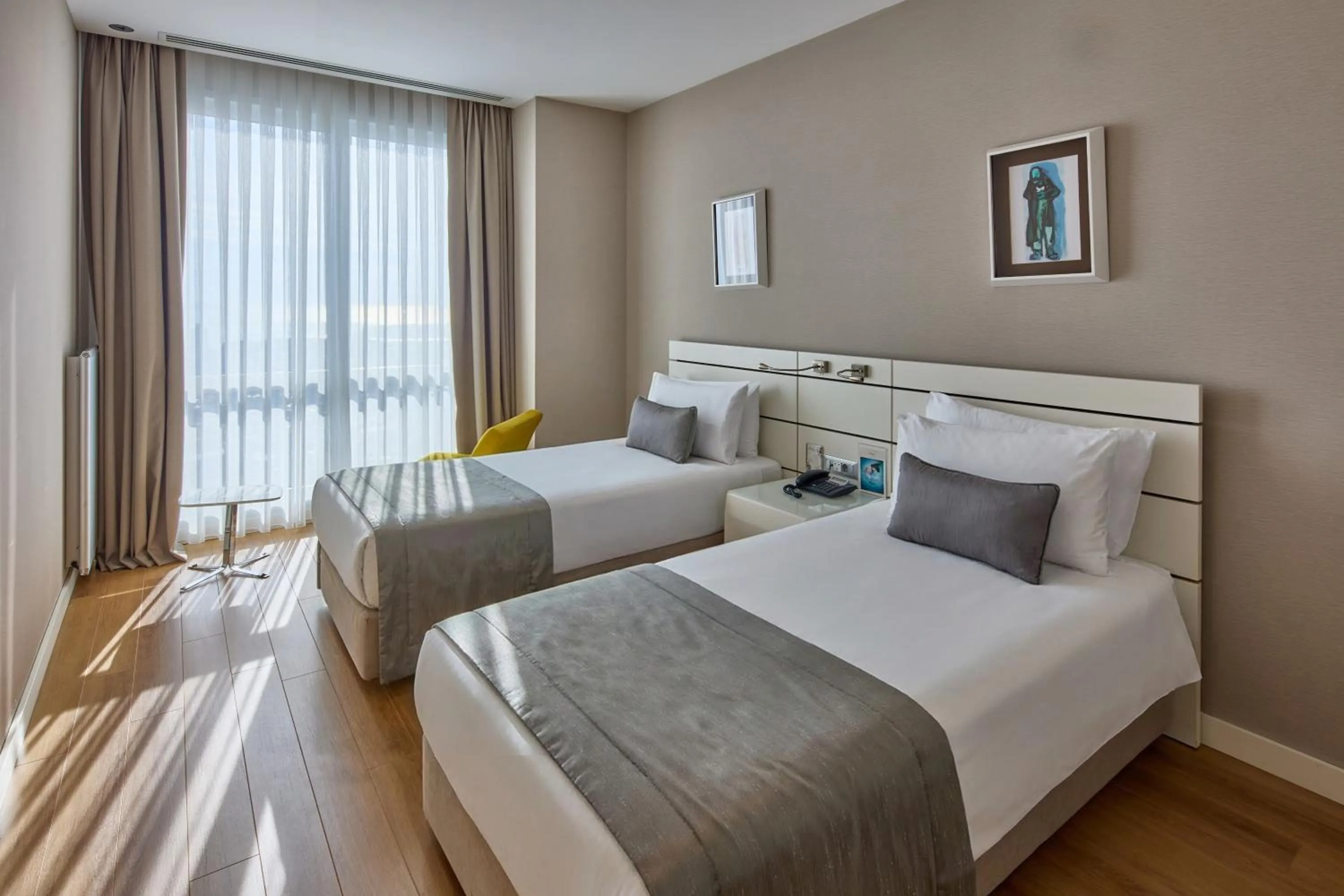 Bed in Fraser Place Anthill Istanbul