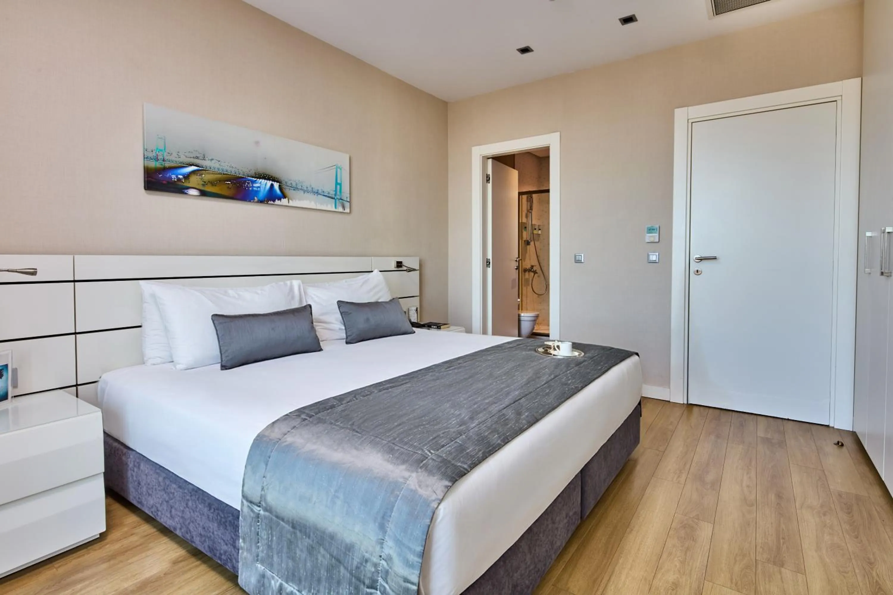 Bedroom, Bed in Fraser Place Anthill Istanbul