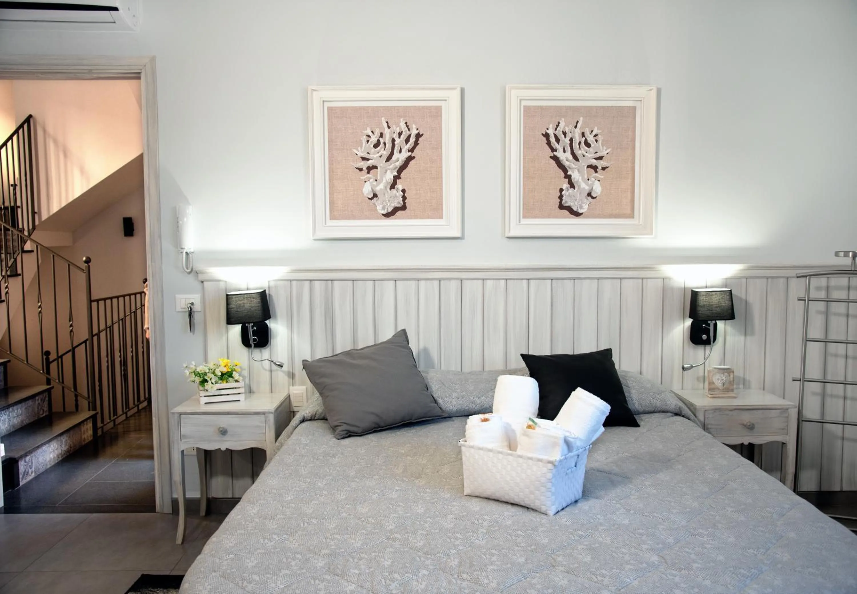 Bedroom, Bed in Bed & Breakfasts Conte Perollo