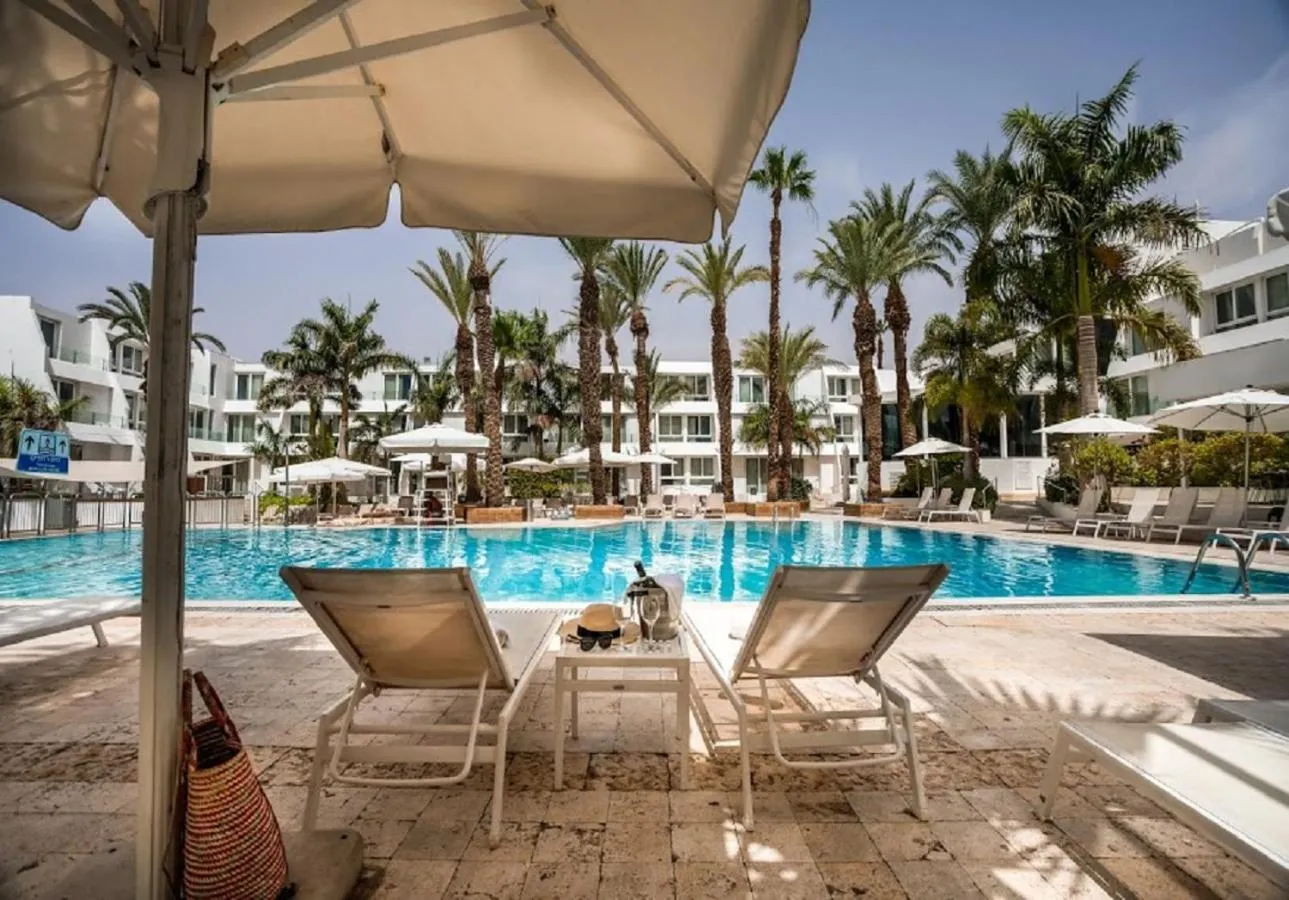 Swimming pool in Astral Palma Hotel