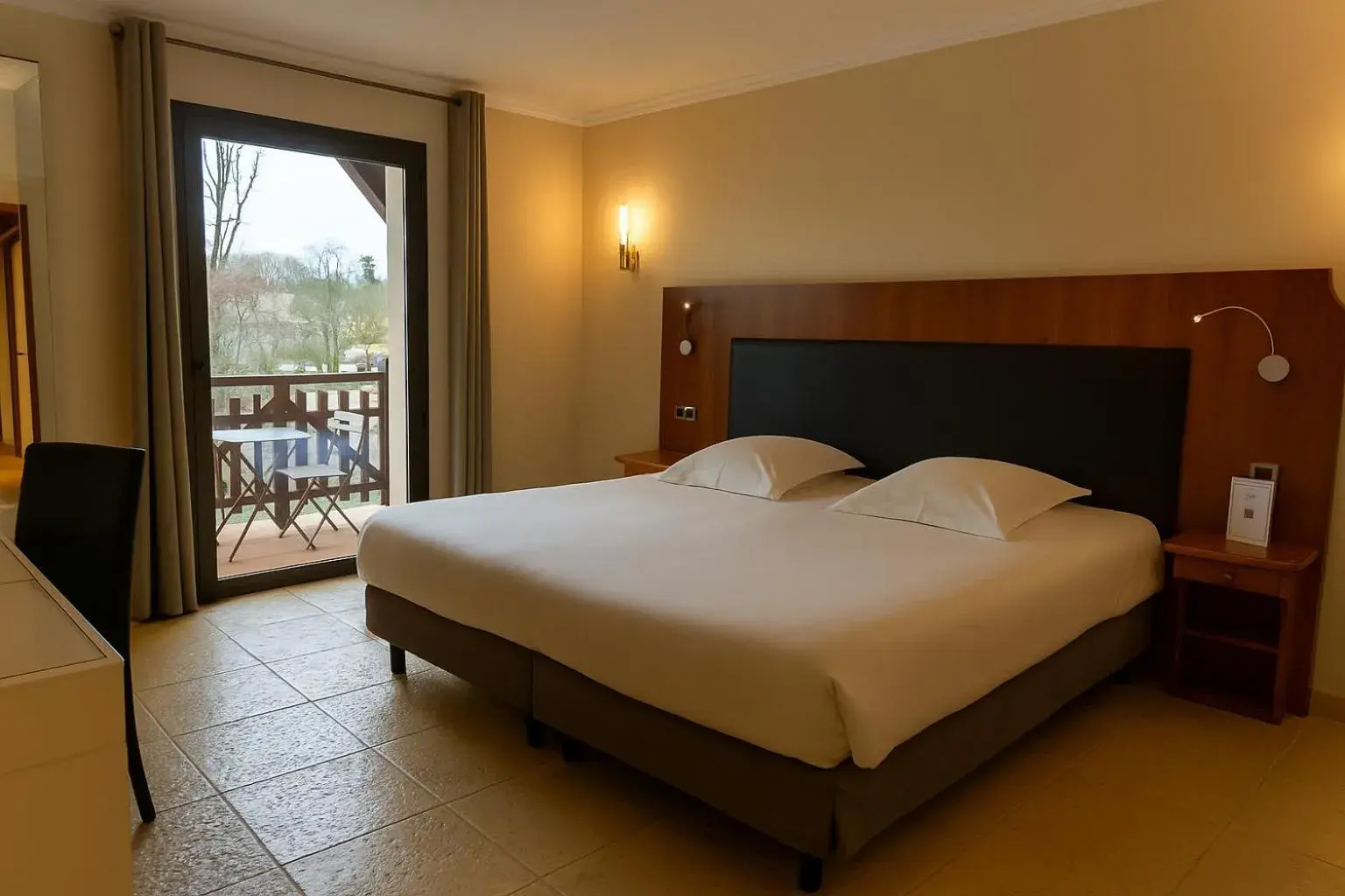 Superior Double Room - River View in Les Saules Parc & Spa - Teritoria Superior Double Room - River View in Les Saules Parc & Spa - Teritoria