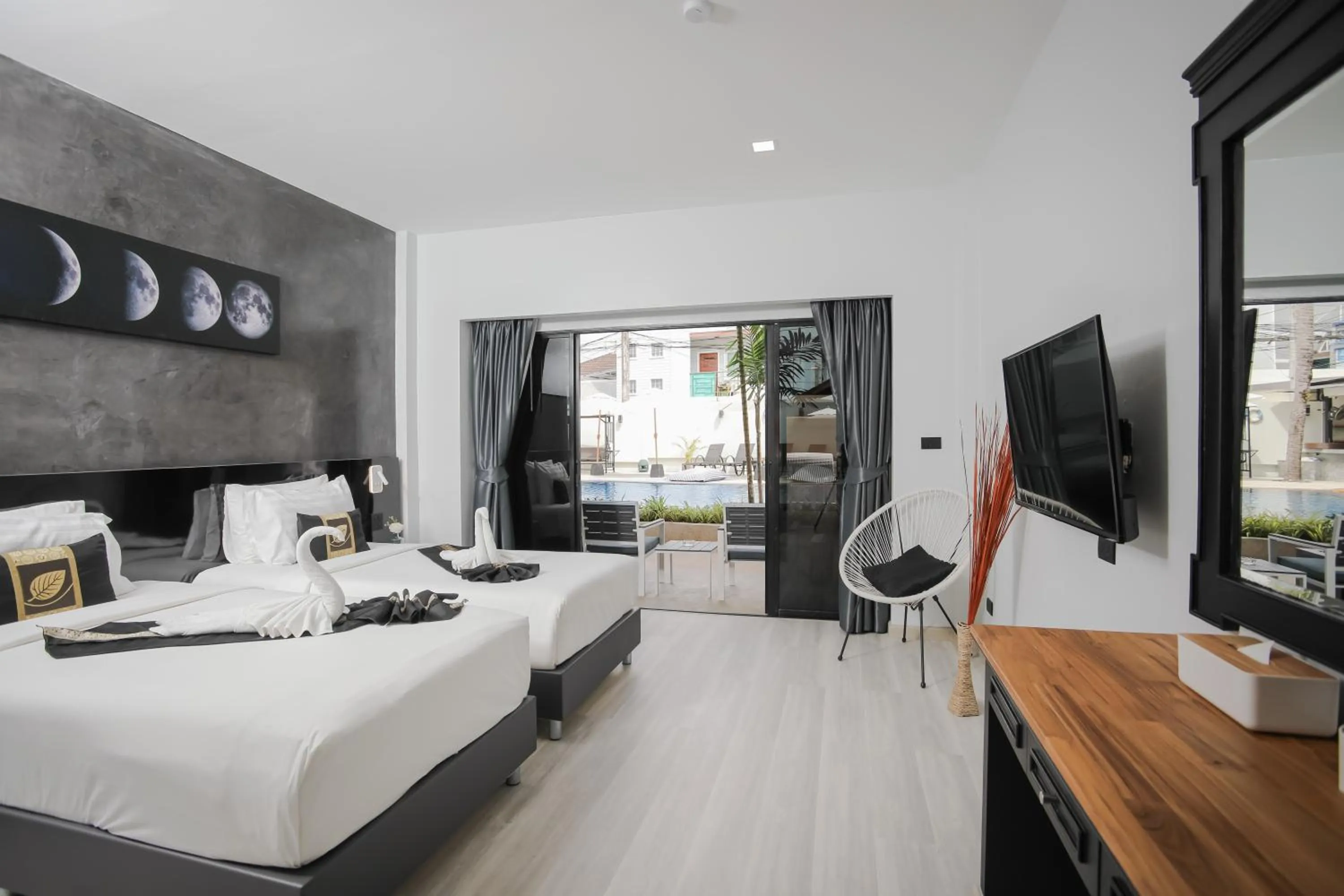 Bed in ETK Patong Resort