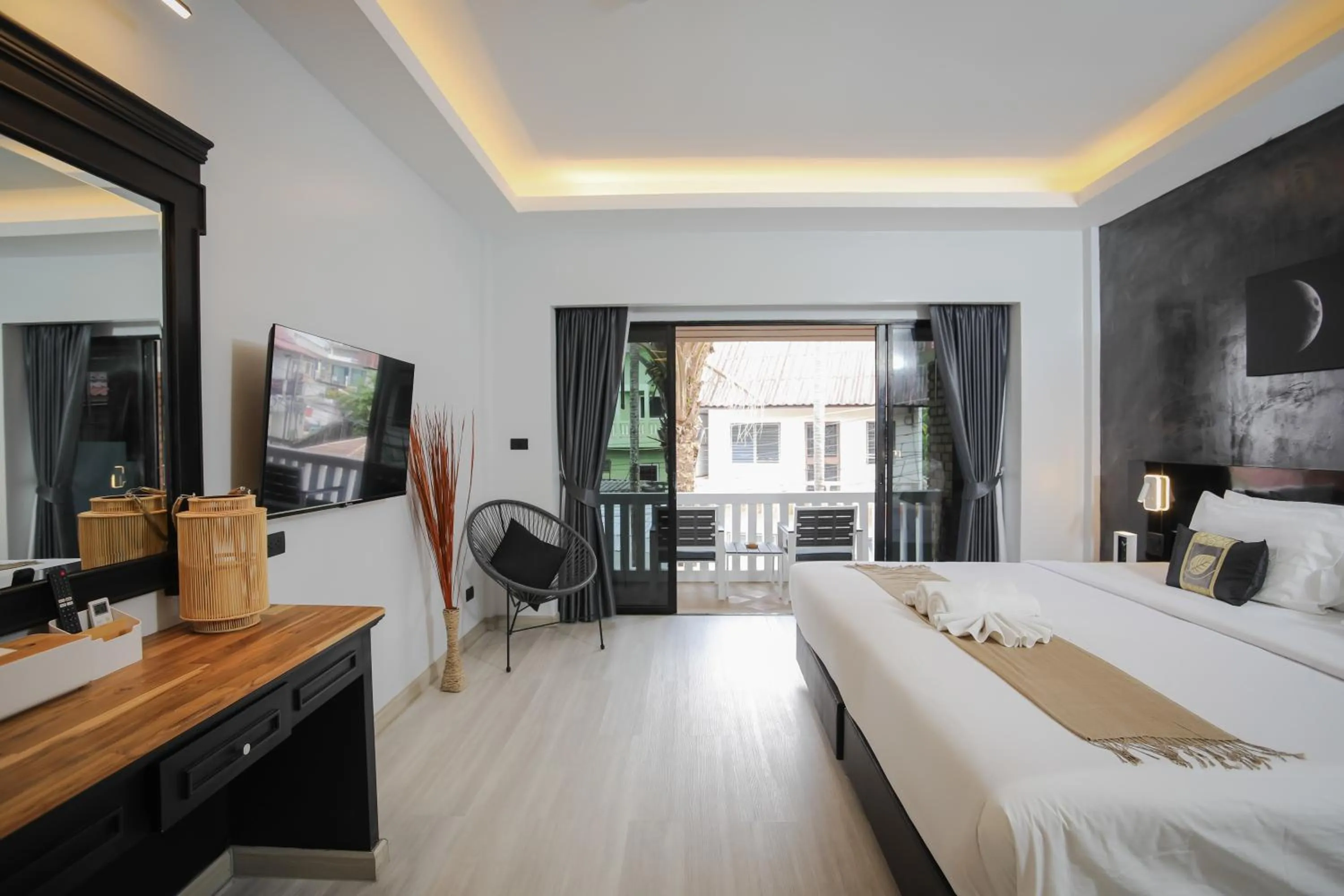 Bed in ETK Patong Resort