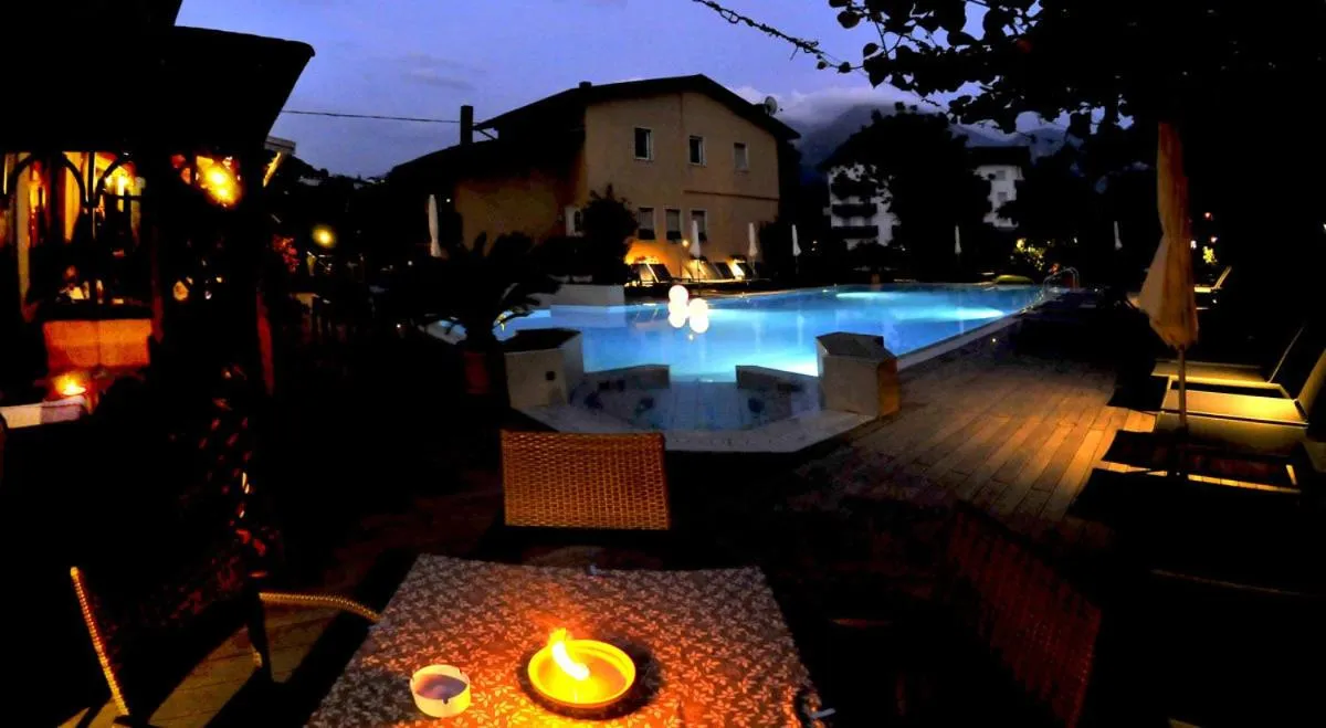 Property building in Hotel Florida