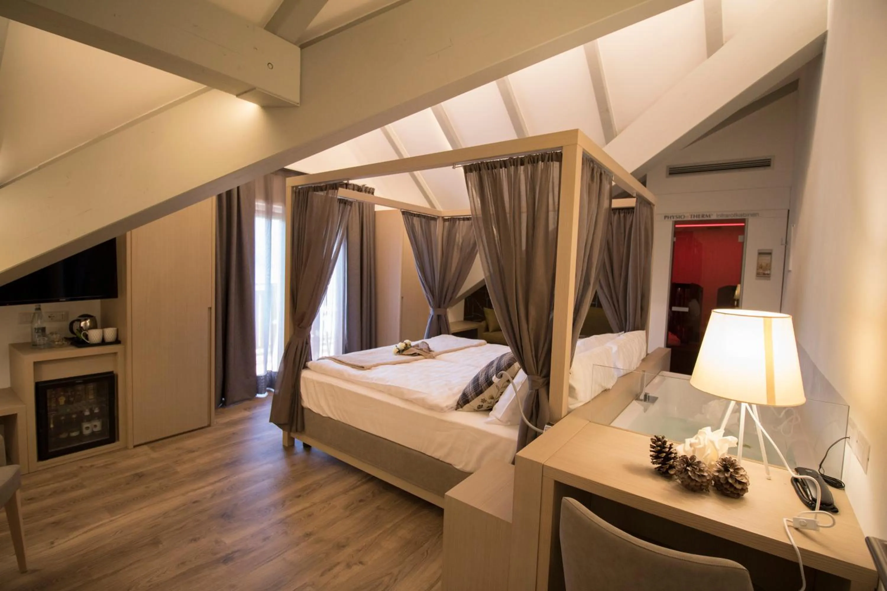 Bed in Hotel Florida