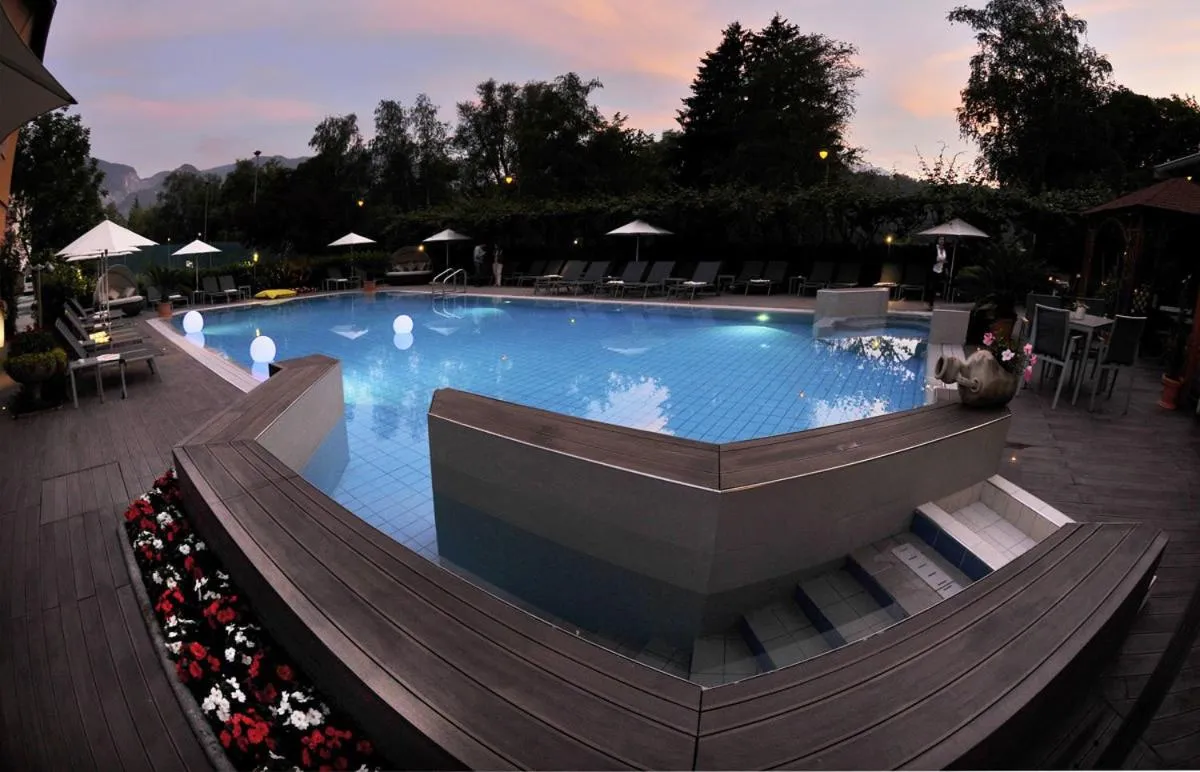 Night in Hotel Florida