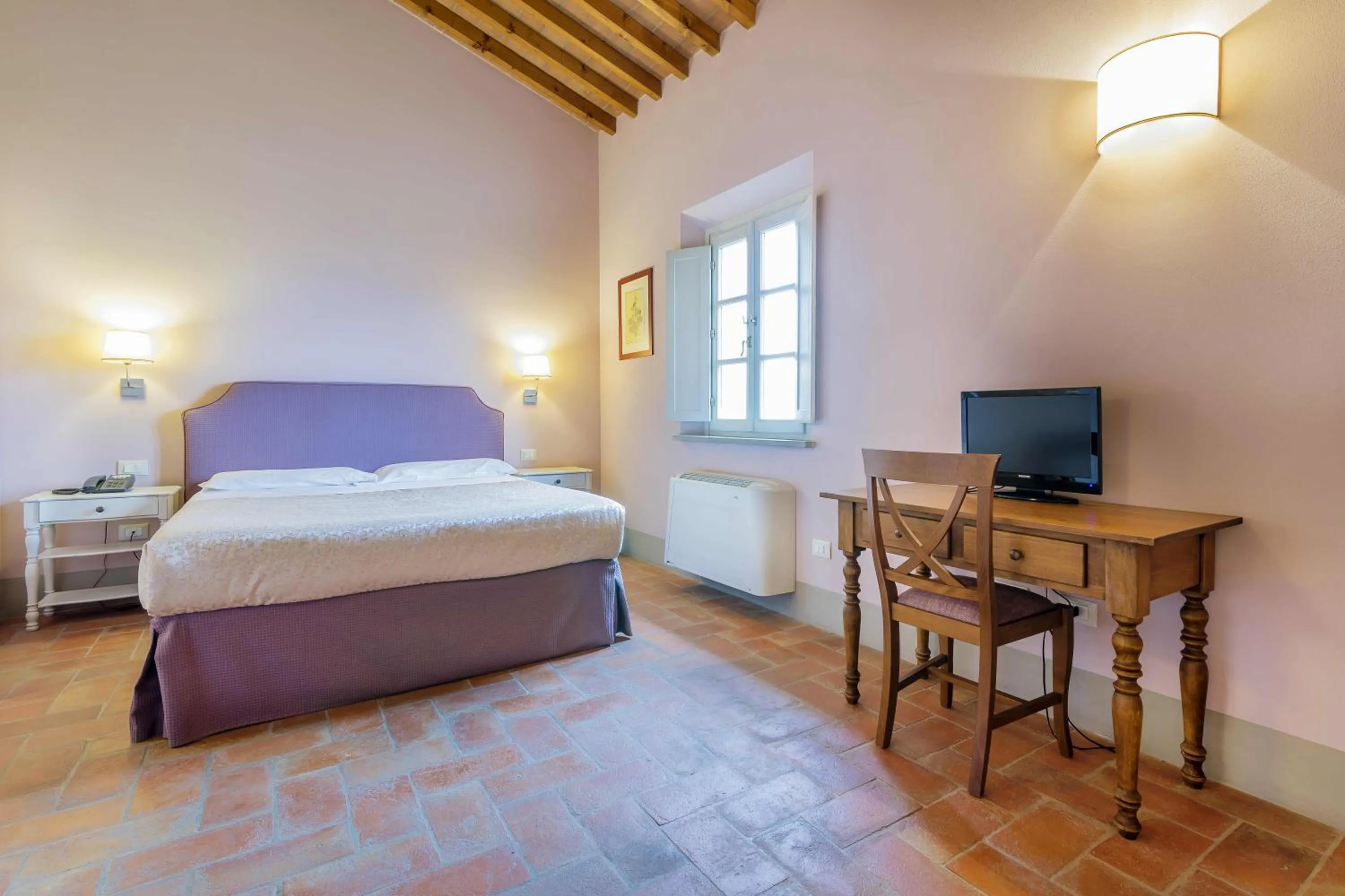 TV and multimedia, Bed in Le Sodole Country Resort & Golf