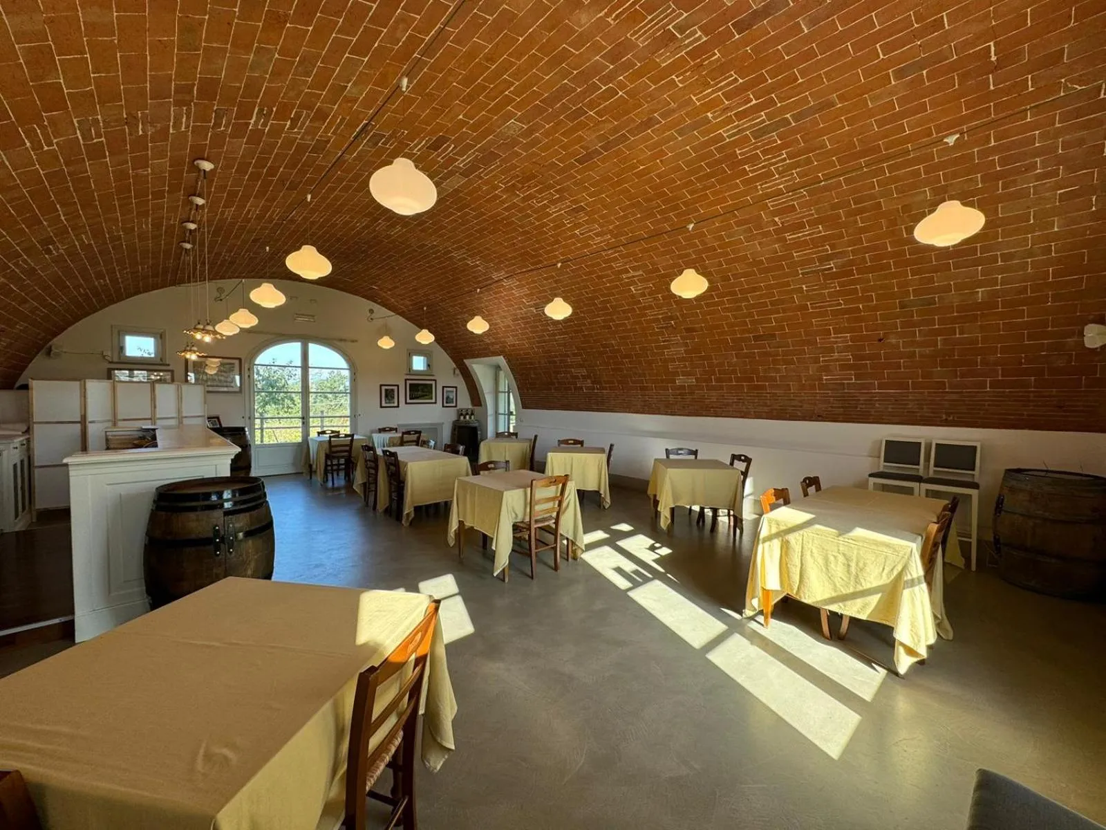 Restaurant/places to eat in Le Sodole Country Resort & Golf