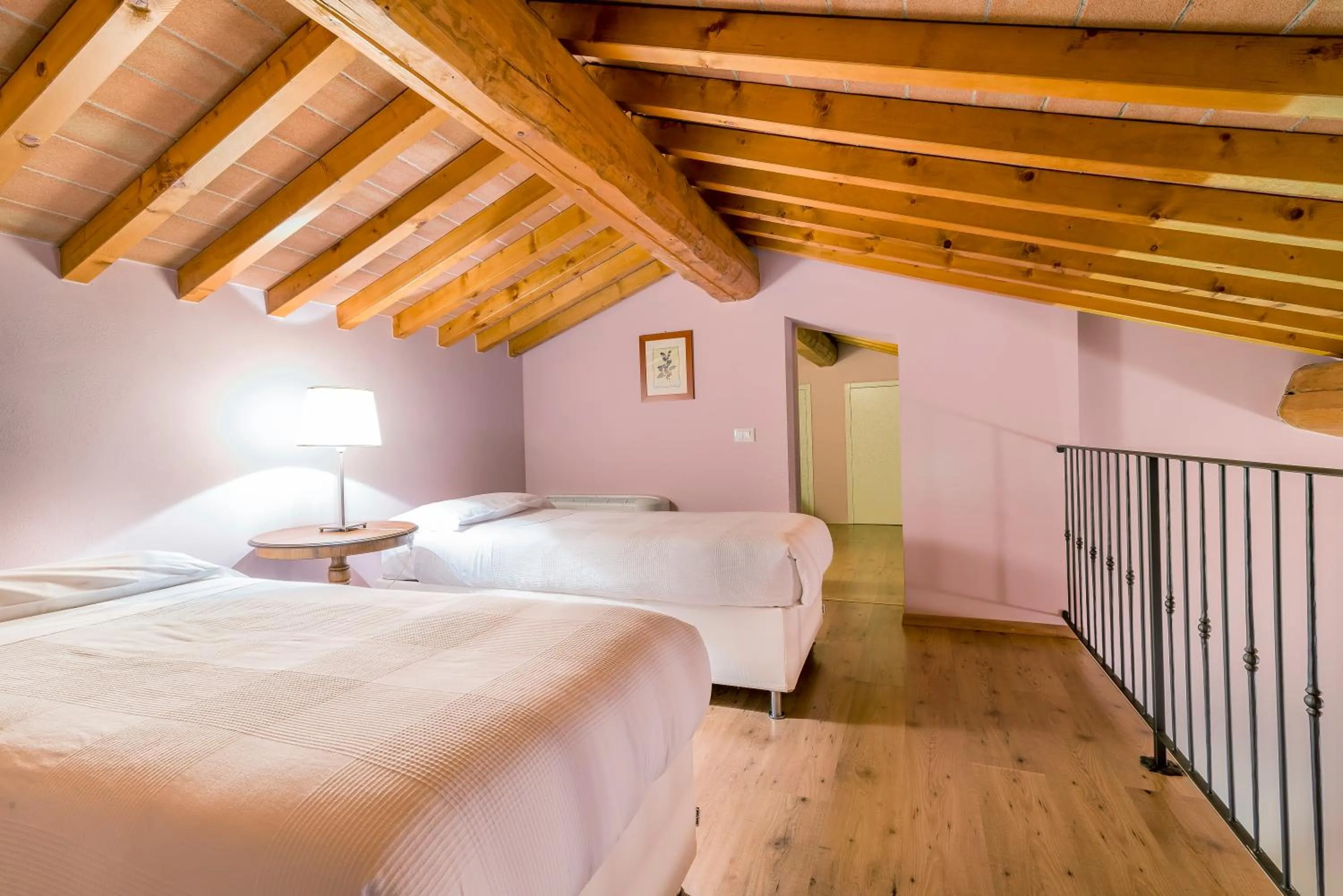 Bed in Le Sodole Country Resort & Golf