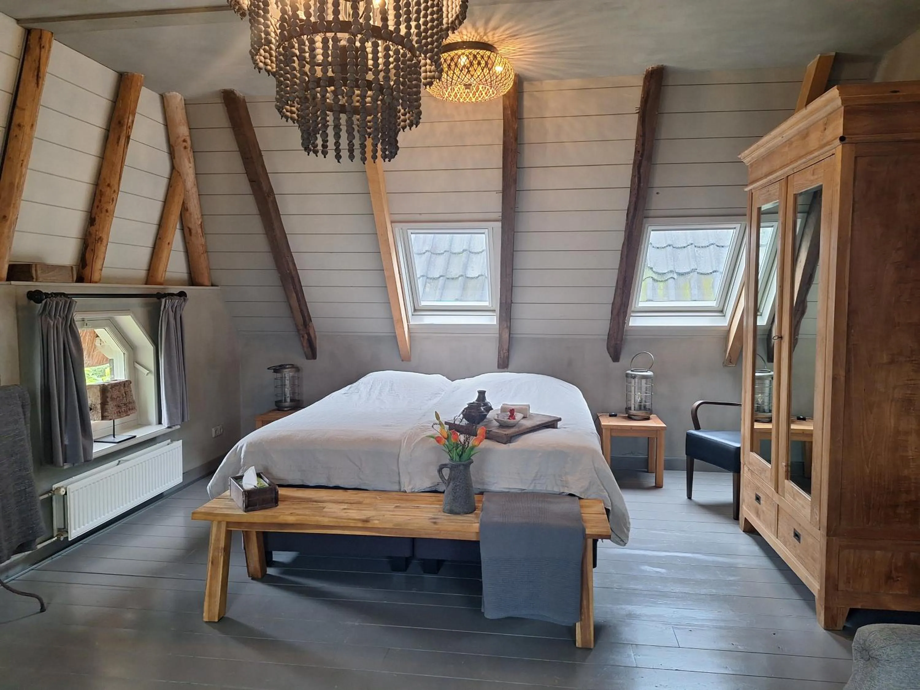 Living room, Bed in B&B De Meidoornhof