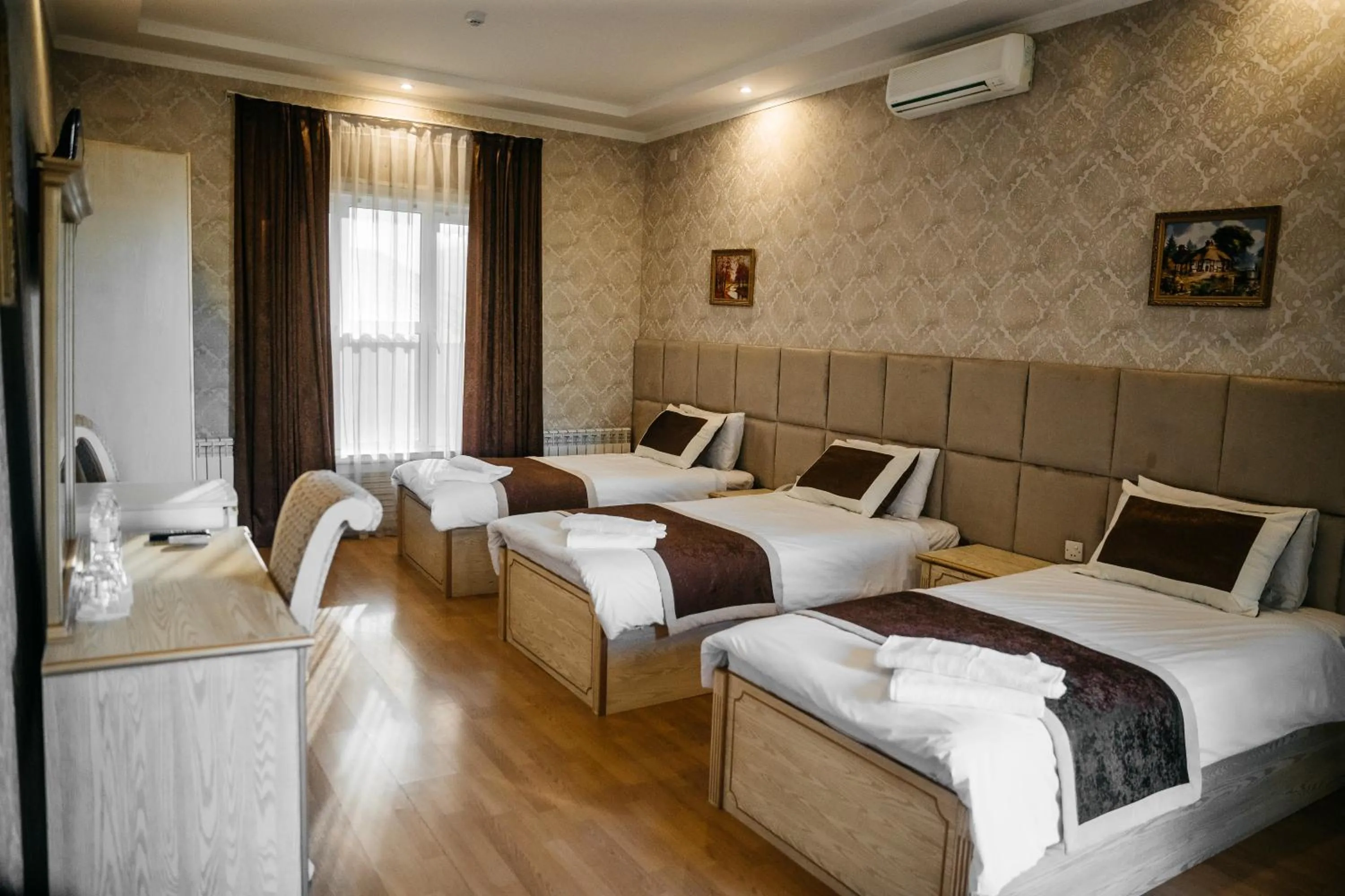 Bed in Shahlo Hotel
