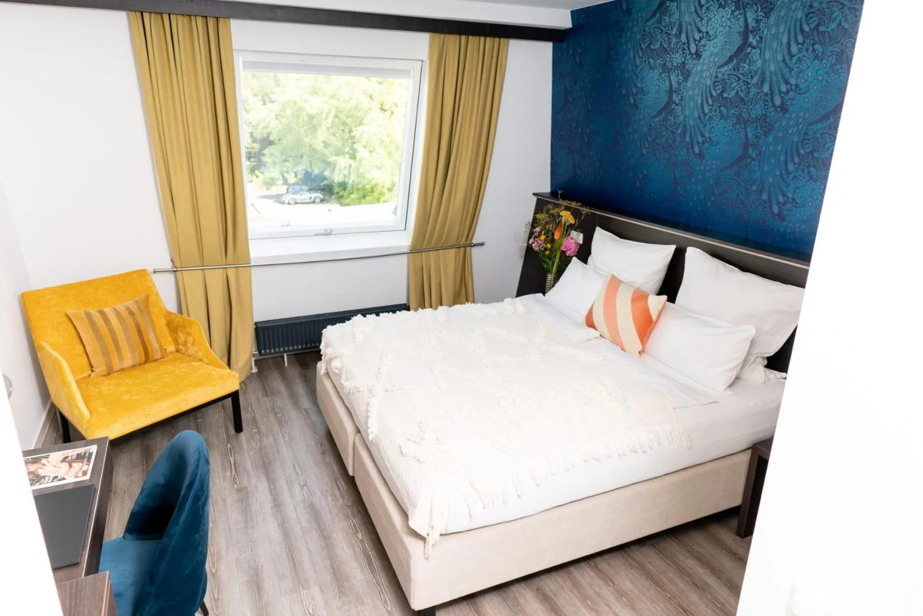 Bedroom, Bed in Luxstay Karben - Self-Check-In