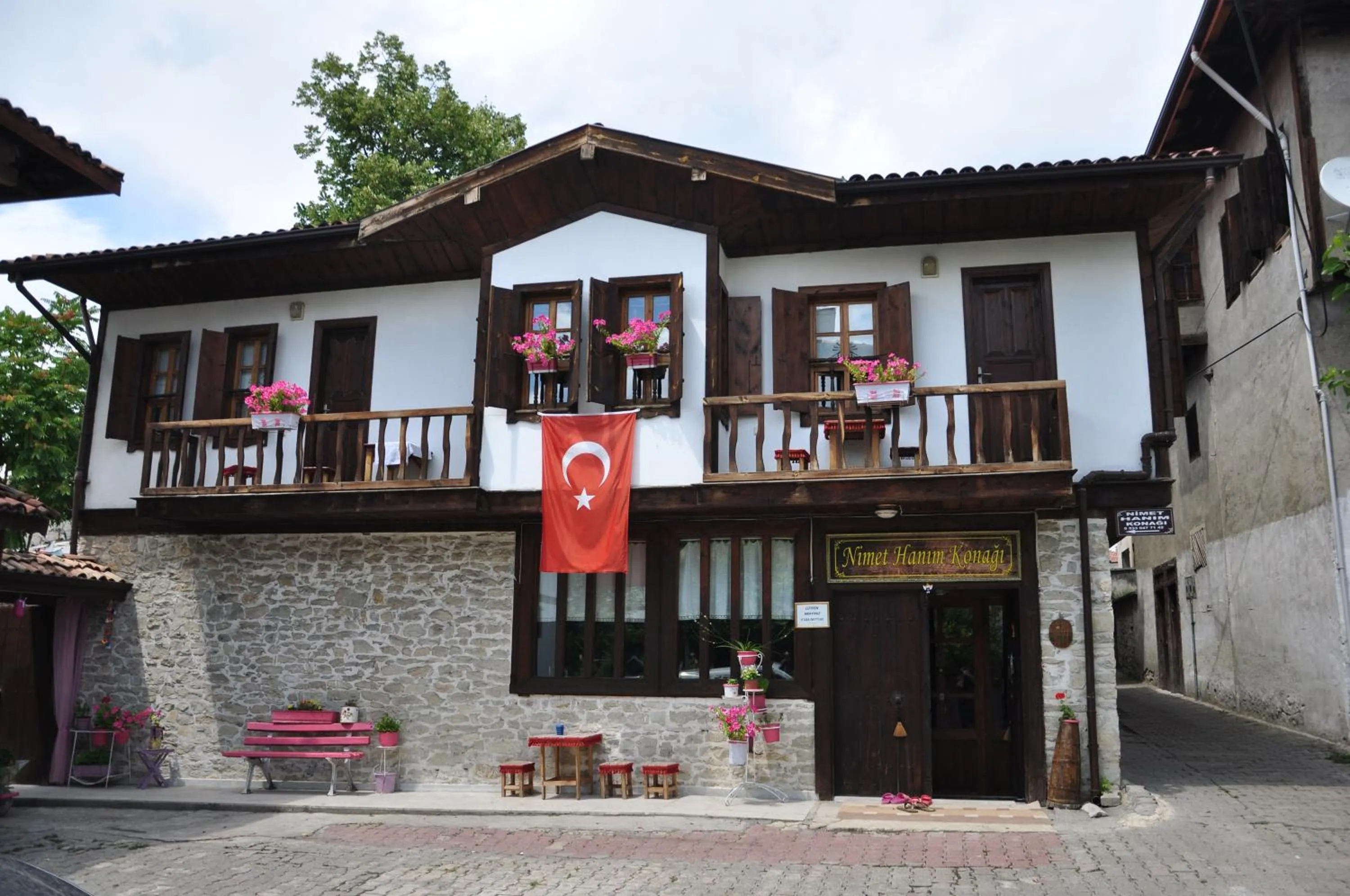 Property building in Nimet Hanım Konağı