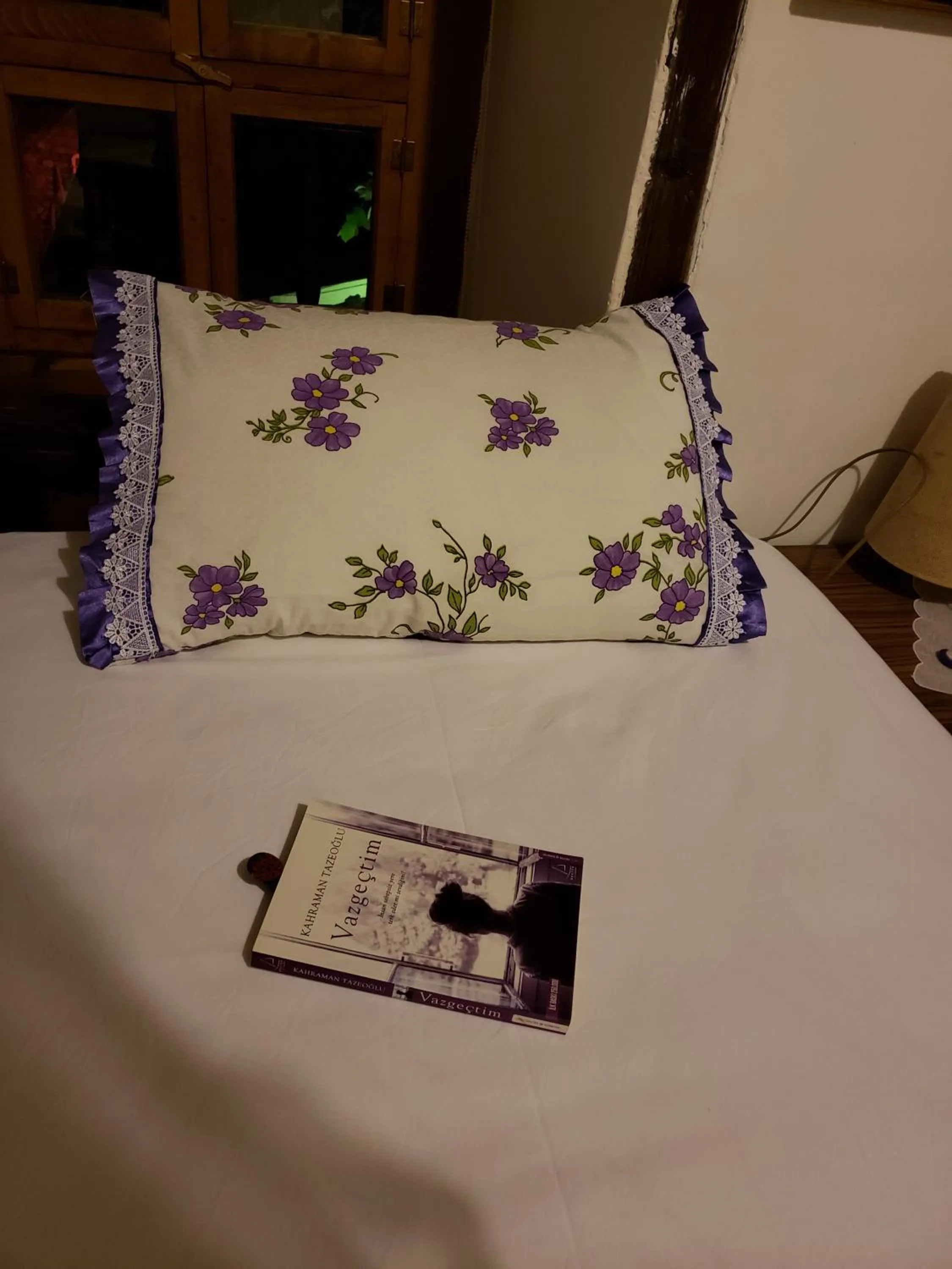 Bed in Nimet Hanım Konağı