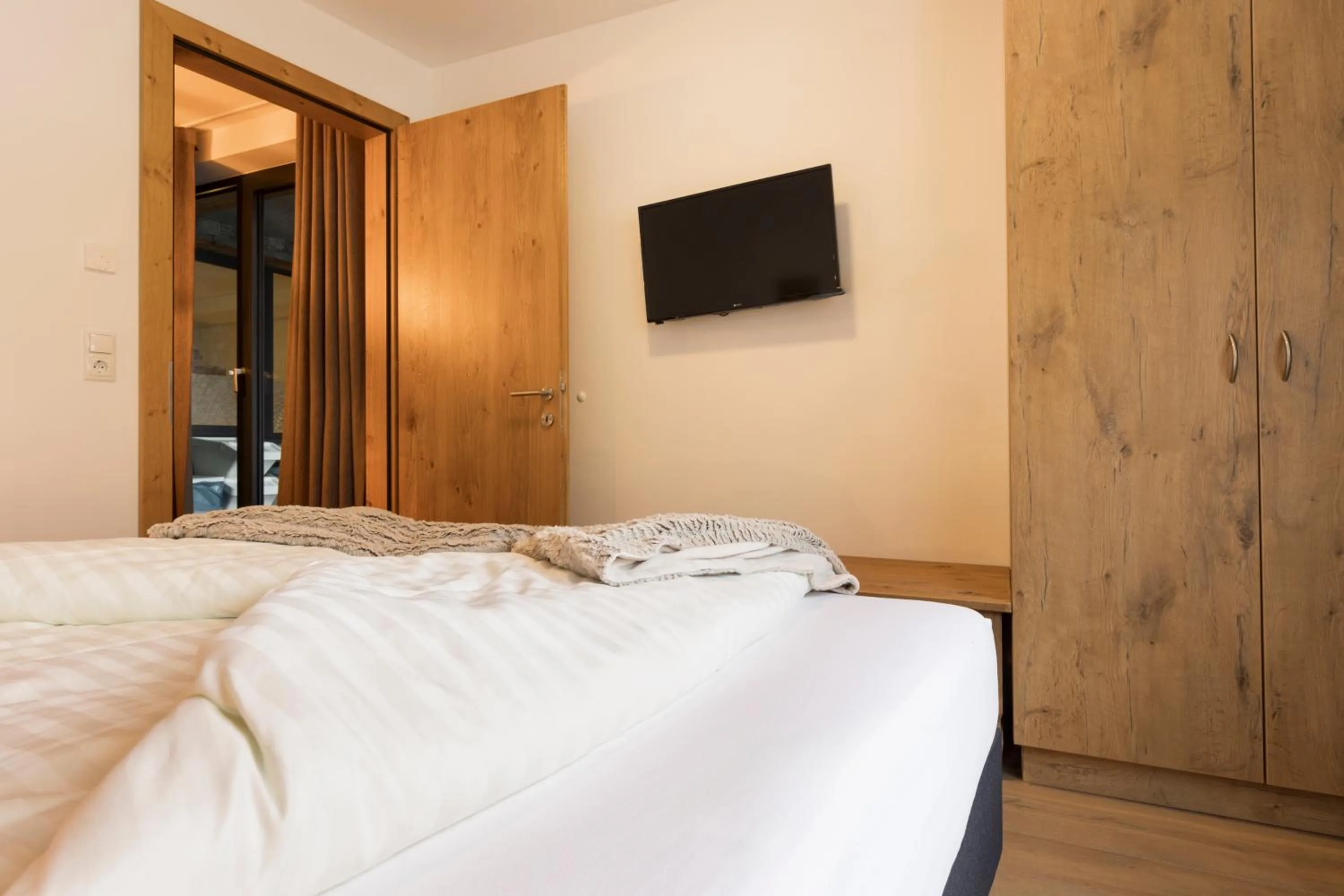 Bedroom, Bed in Aparthotel Herzblick GmbH