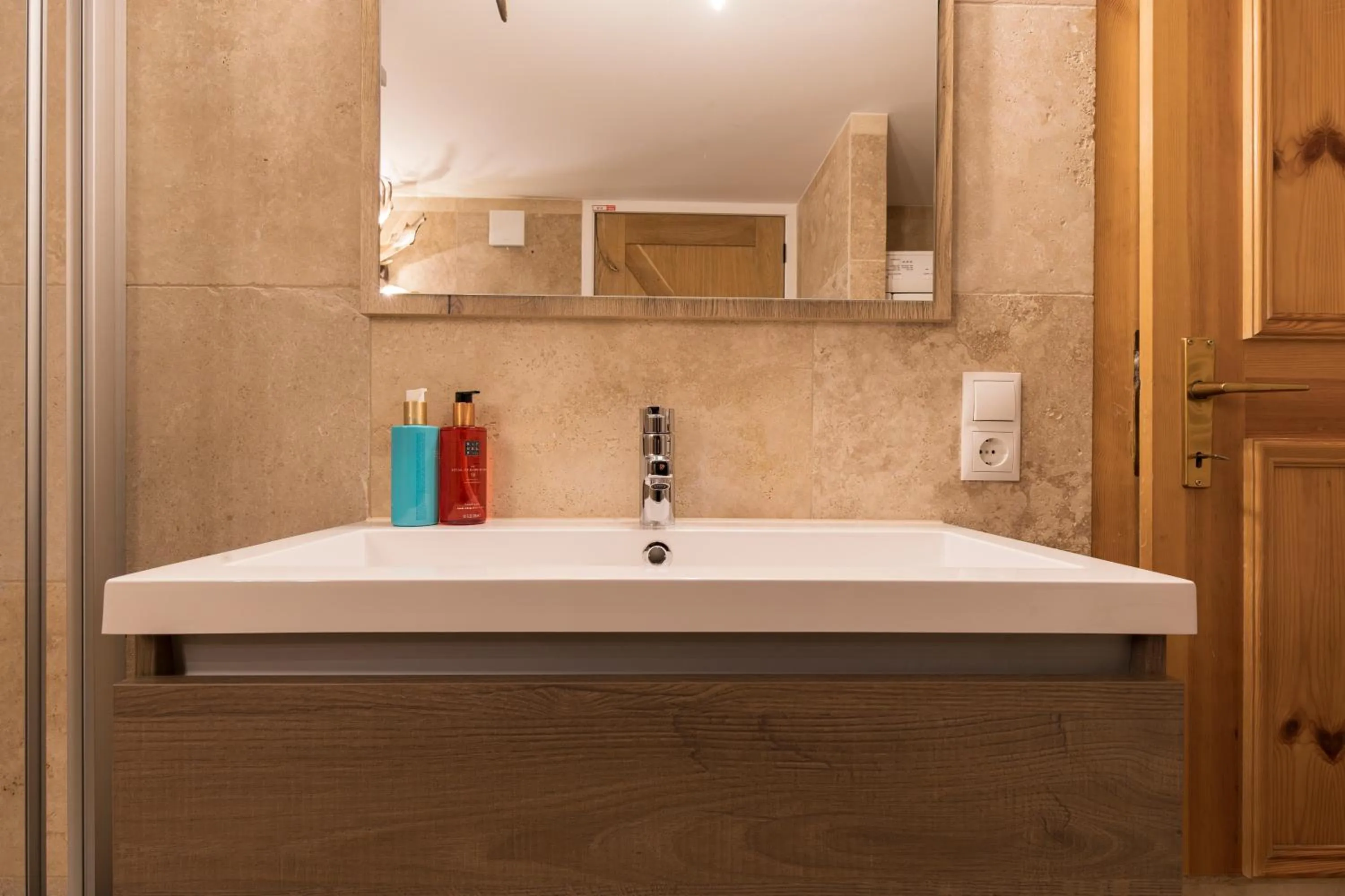 Bathroom in Aparthotel Herzblick GmbH