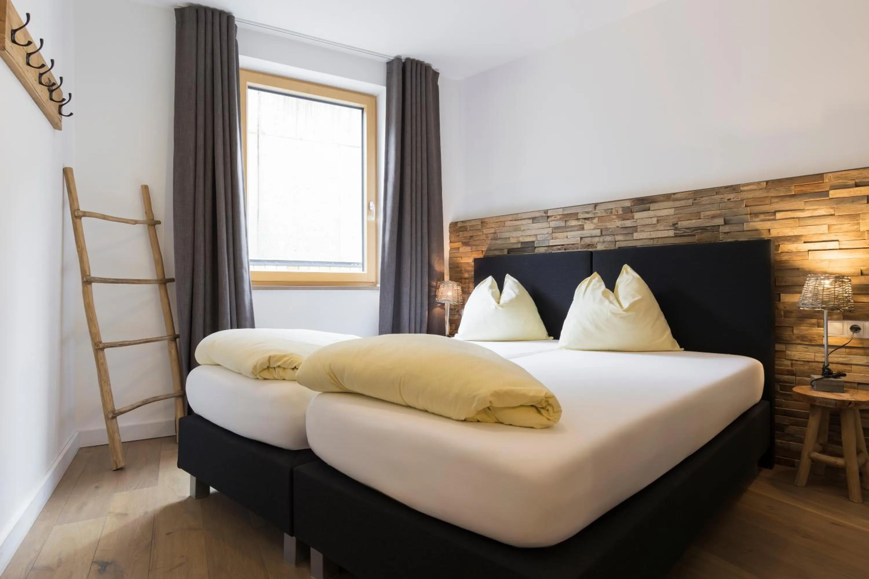 Bedroom, Bed in Aparthotel Herzblick GmbH