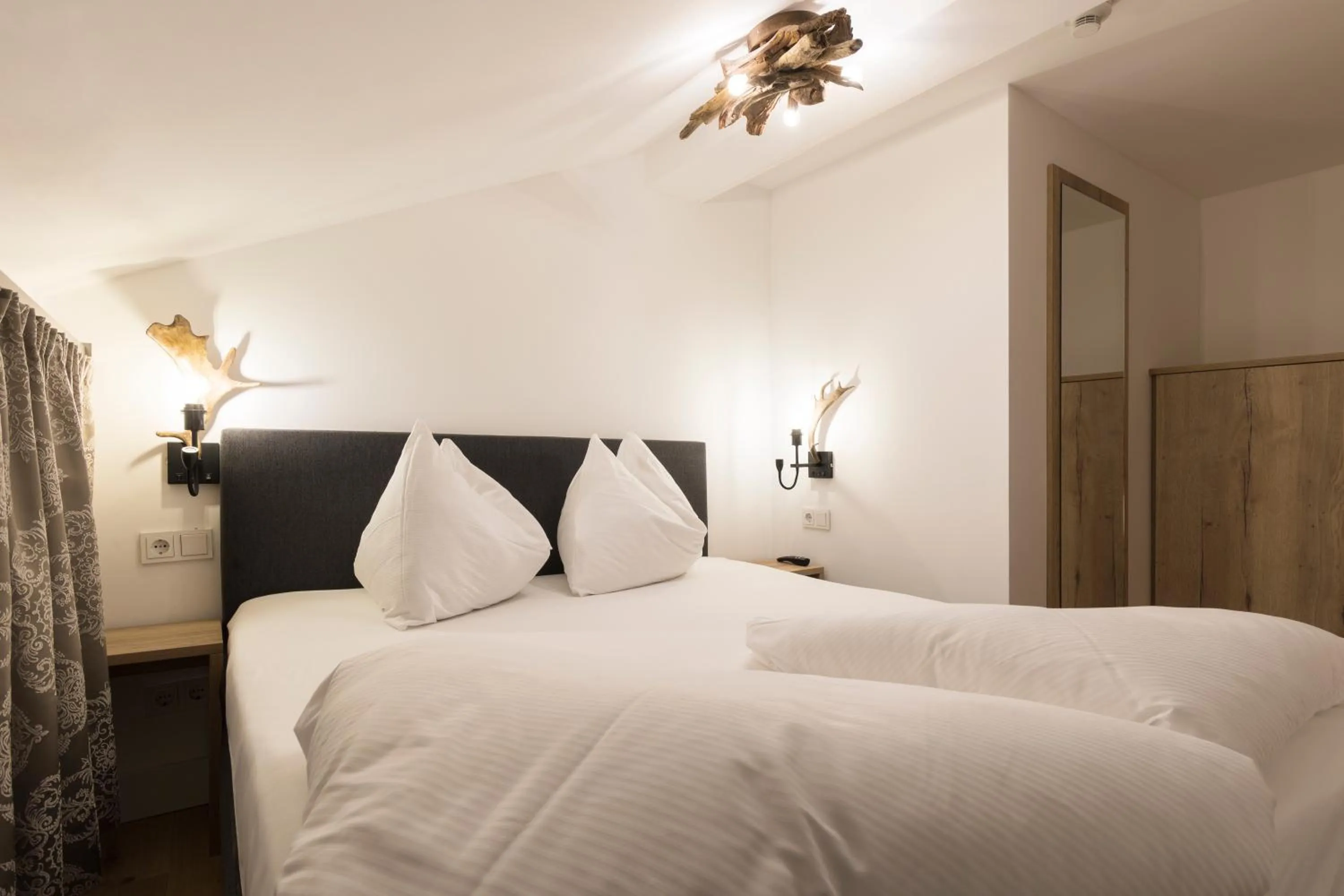 Bedroom, Bed in Aparthotel Herzblick GmbH