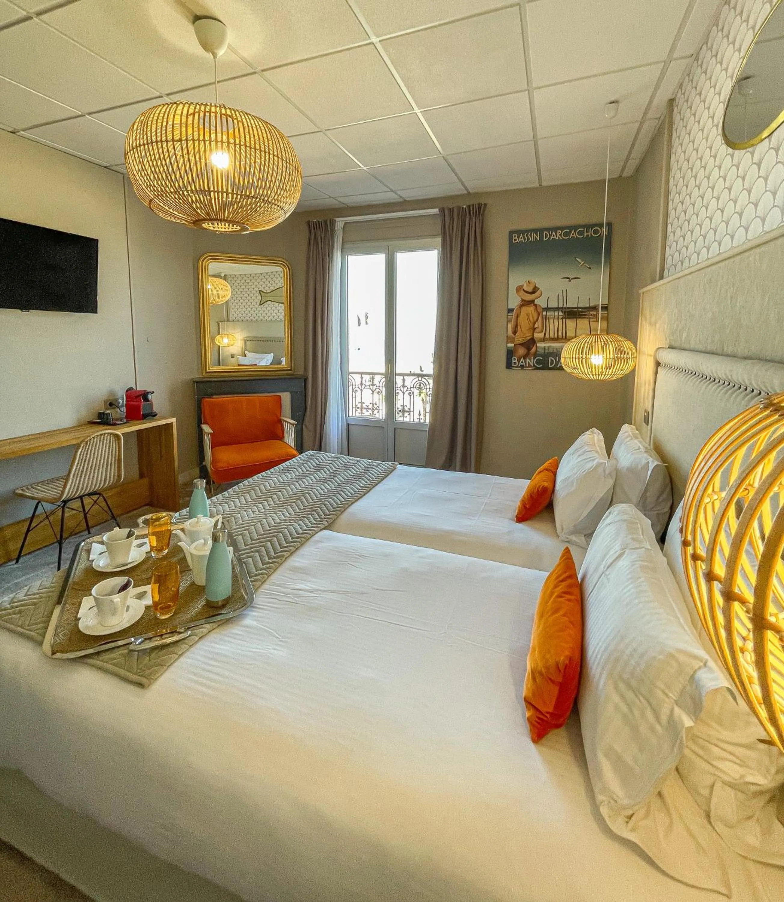 Bedroom, Bed in Grand Hôtel Richelieu