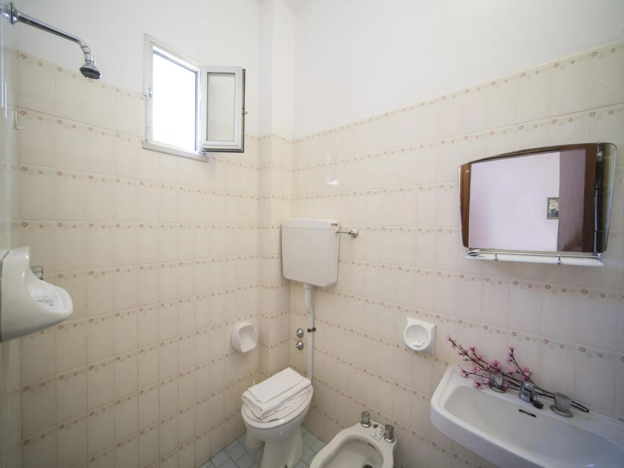 Bathroom in Hotel Colombo