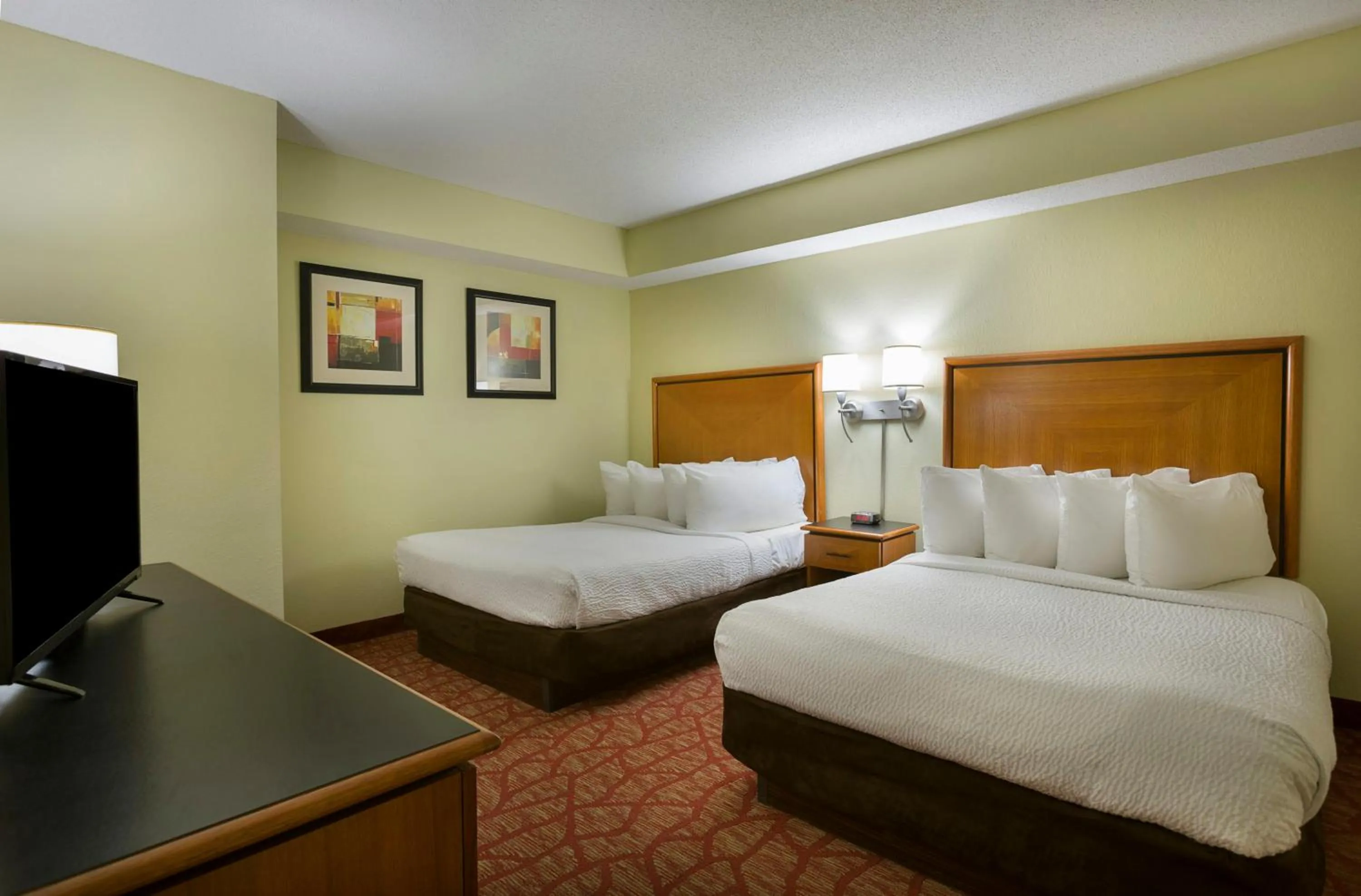 Bedroom, Bed in Bay View Resort Myrtle Beach