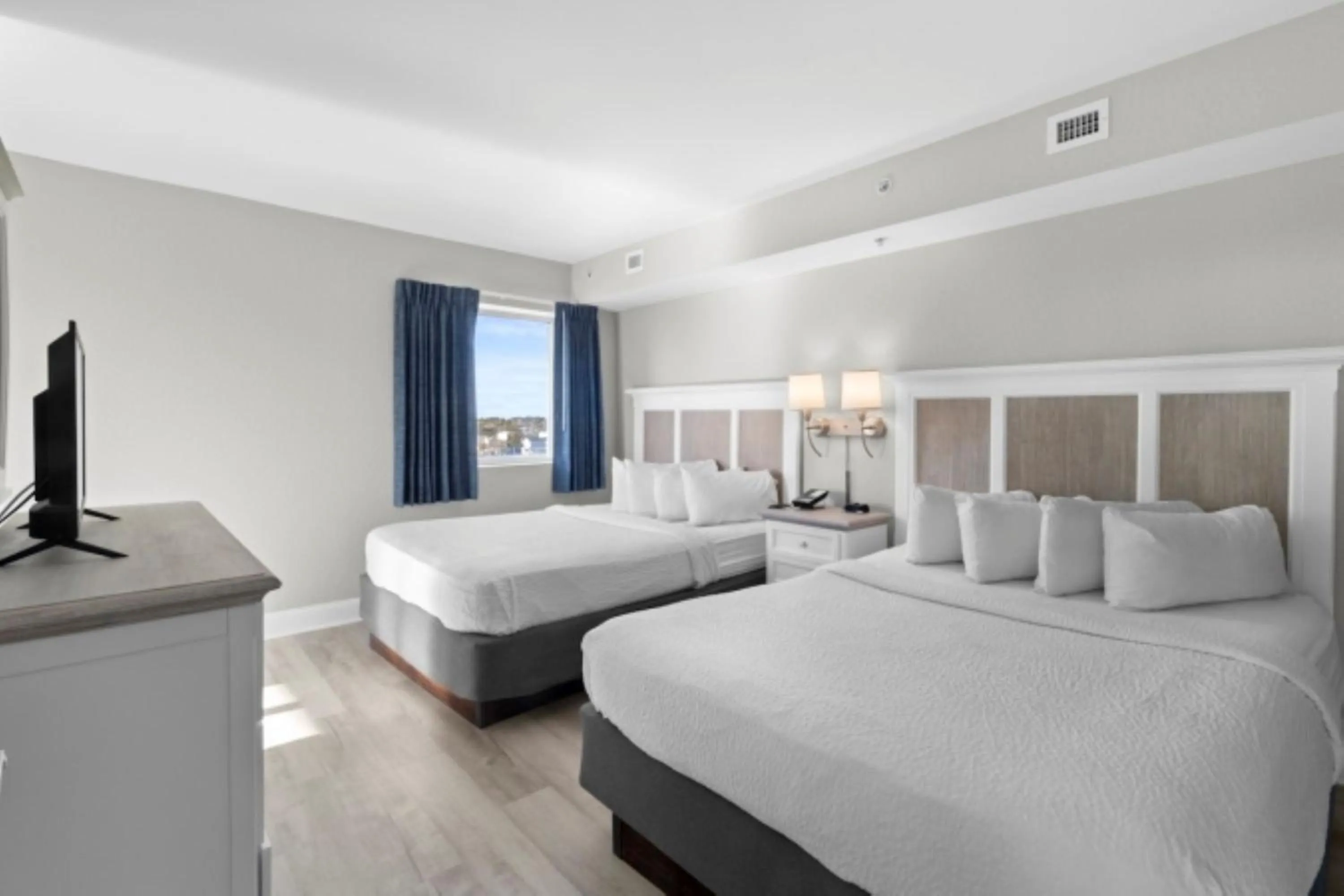 Bedroom, Bed in Bay View Resort Myrtle Beach