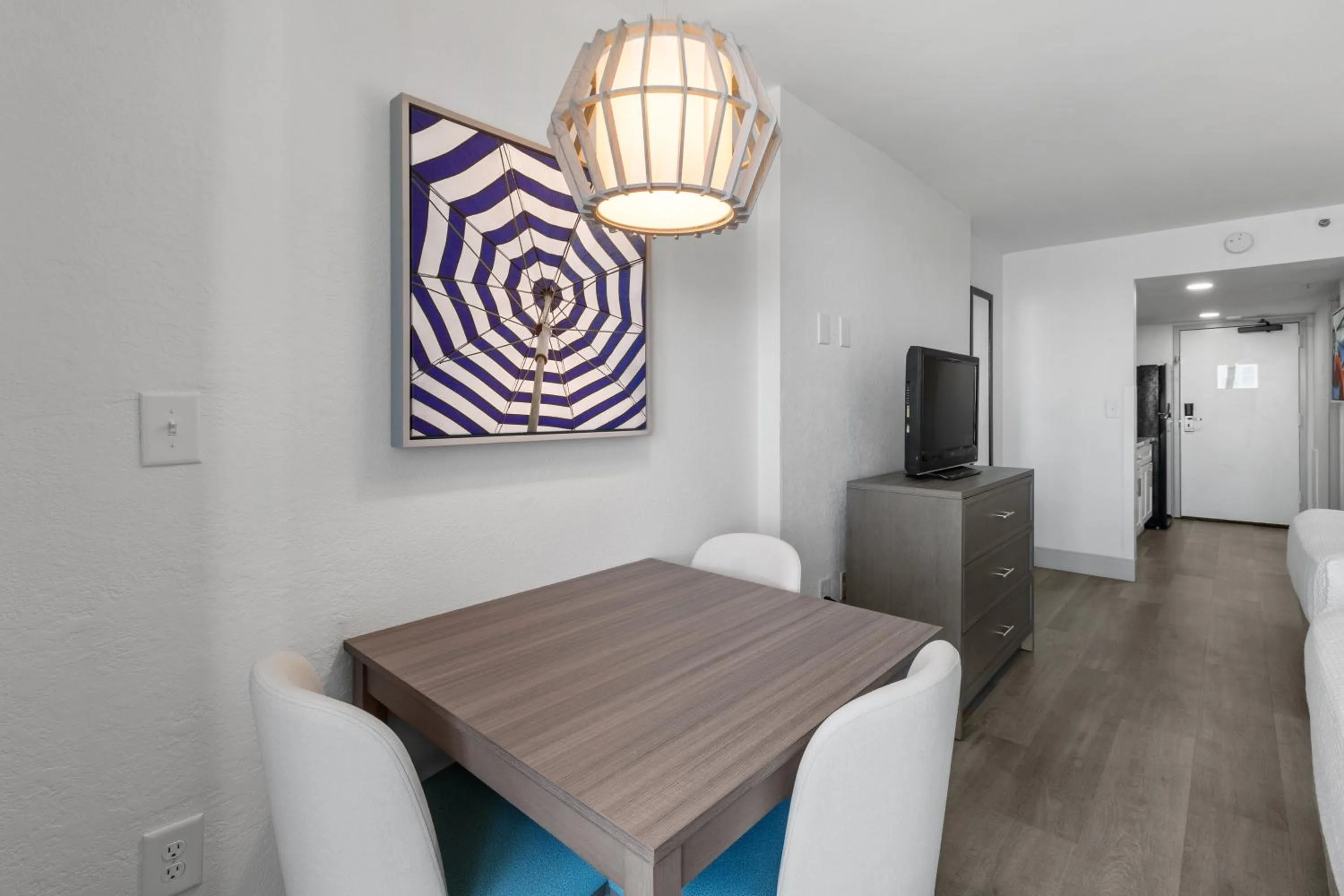 Dining area in Compass Cove