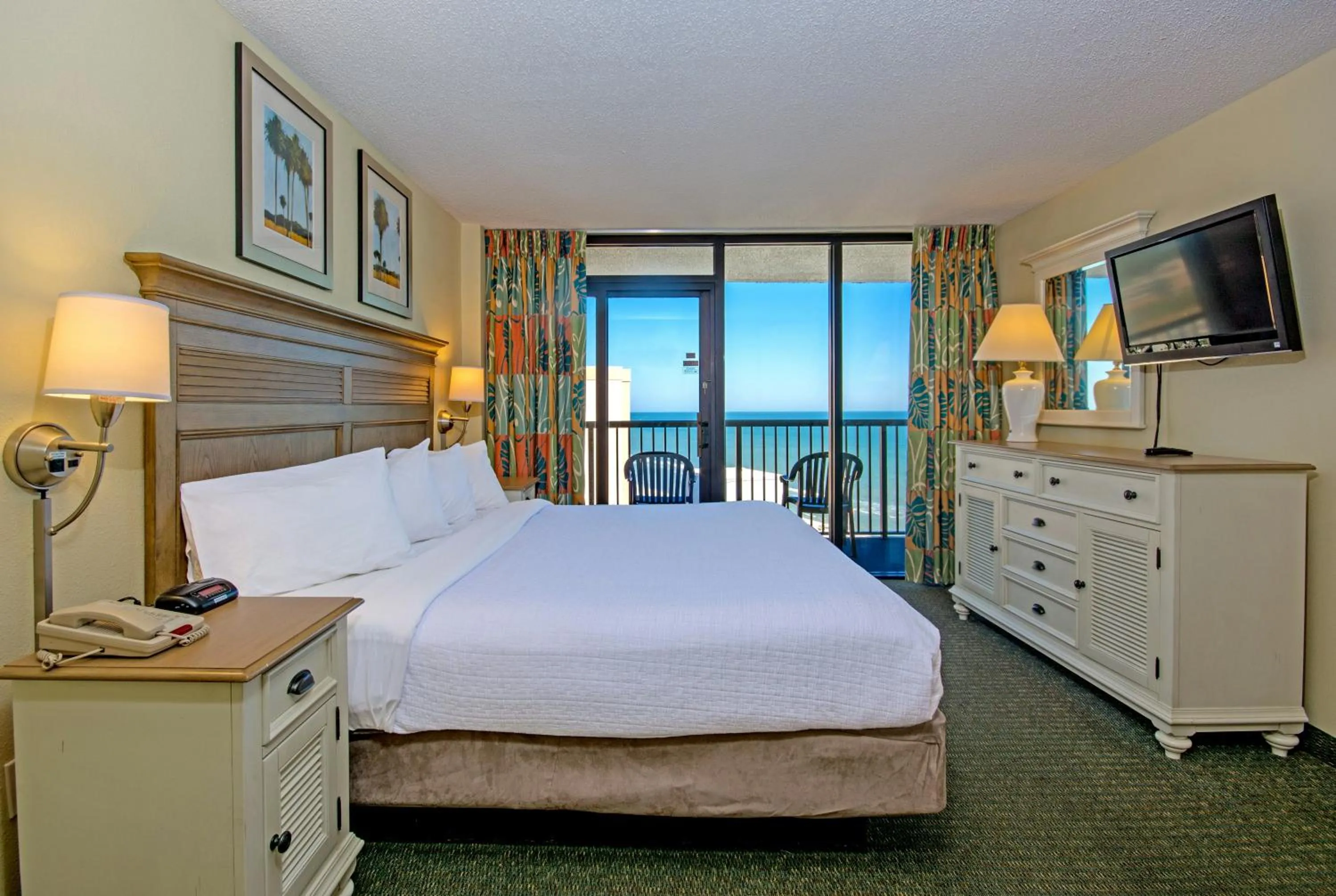 Bed in Compass Cove