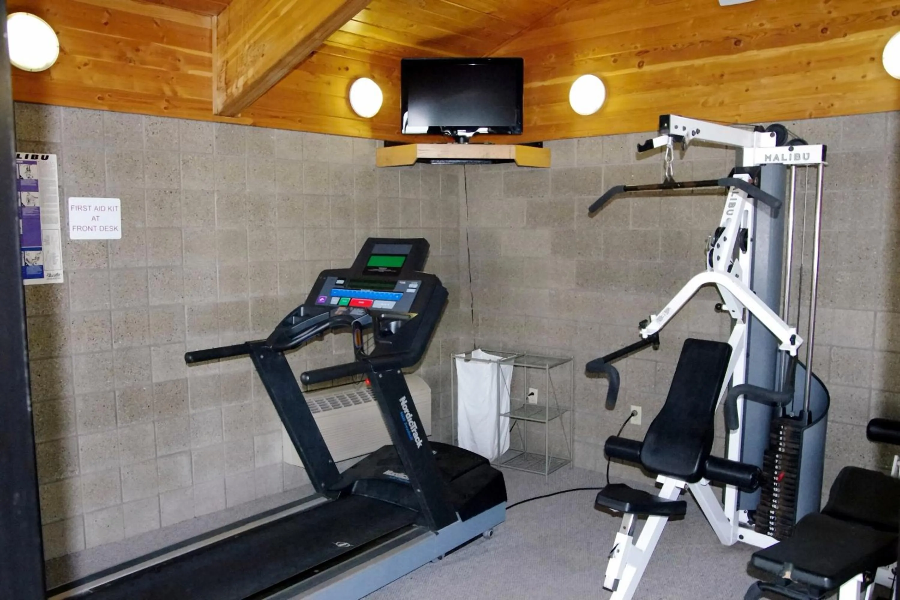 Fitness centre/facilities in Red Lion Inn & Suites Grimes