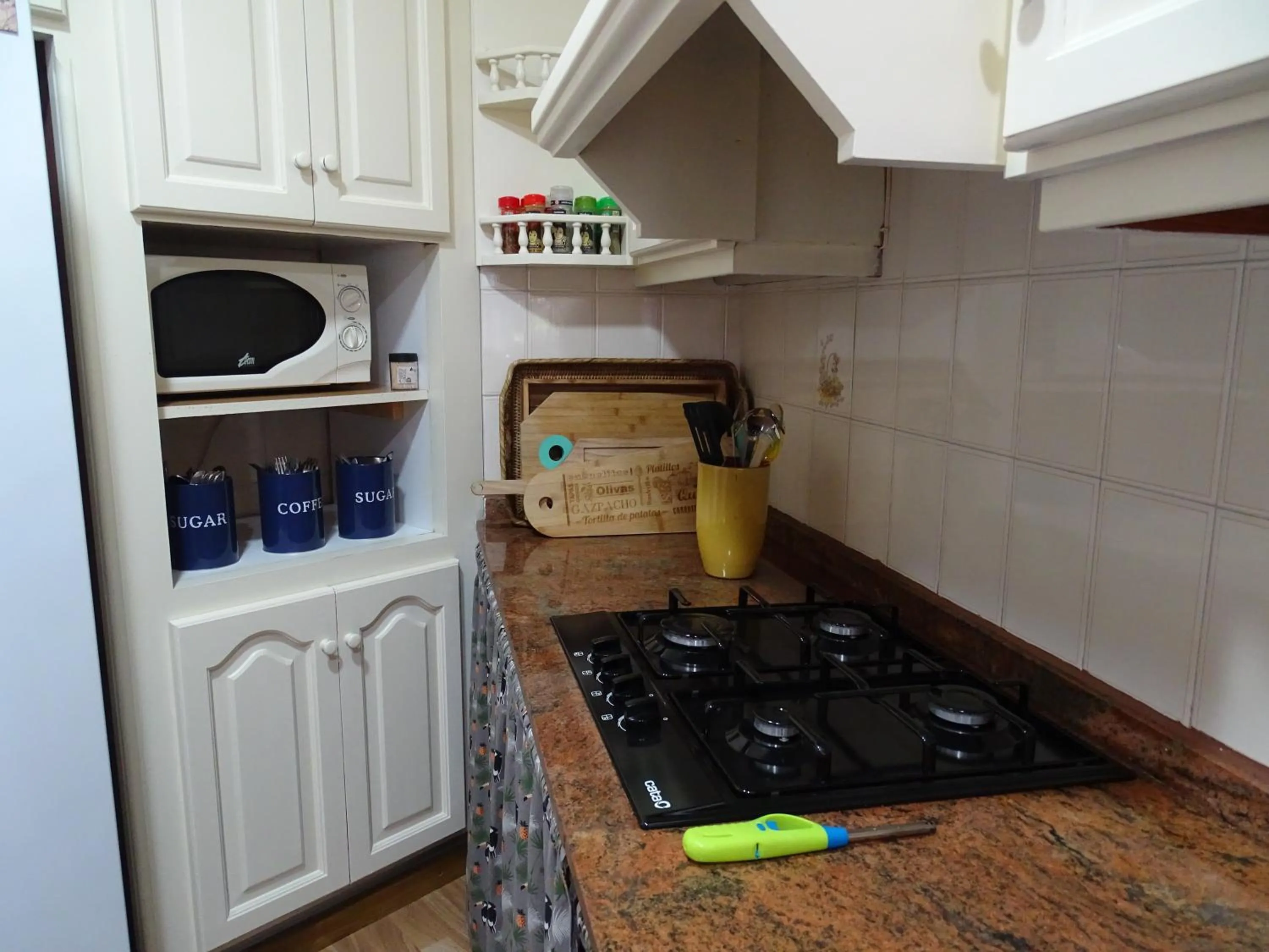 Kitchen or kitchenette in Casa Alestelou