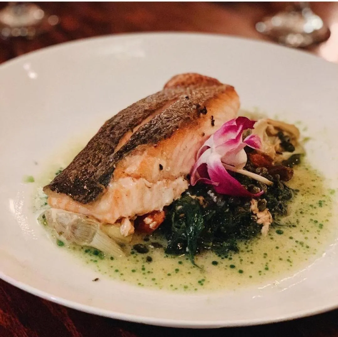 Restaurant/places to eat in Copper Beech Inn