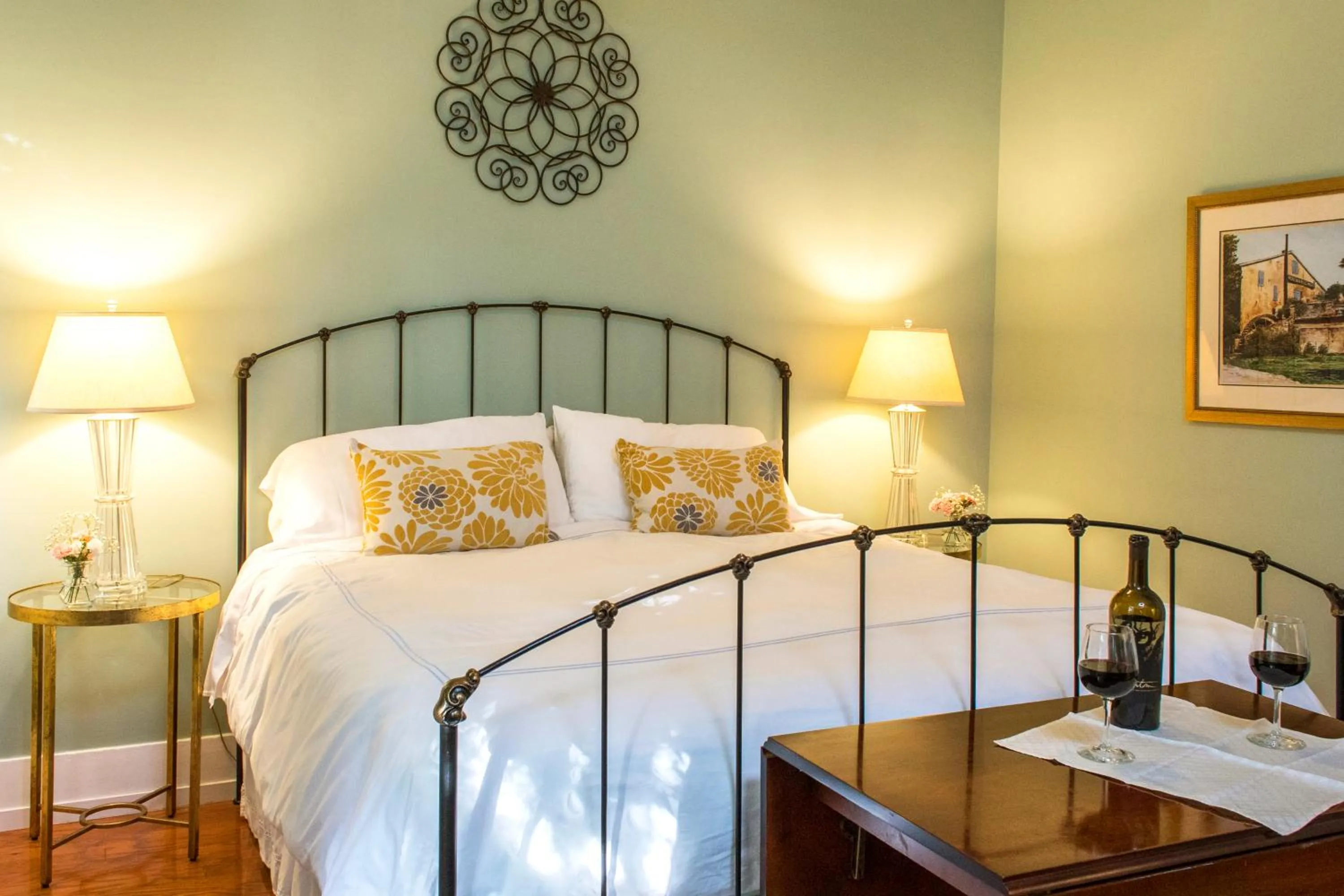 Bedroom, Bed in Inn St Helena